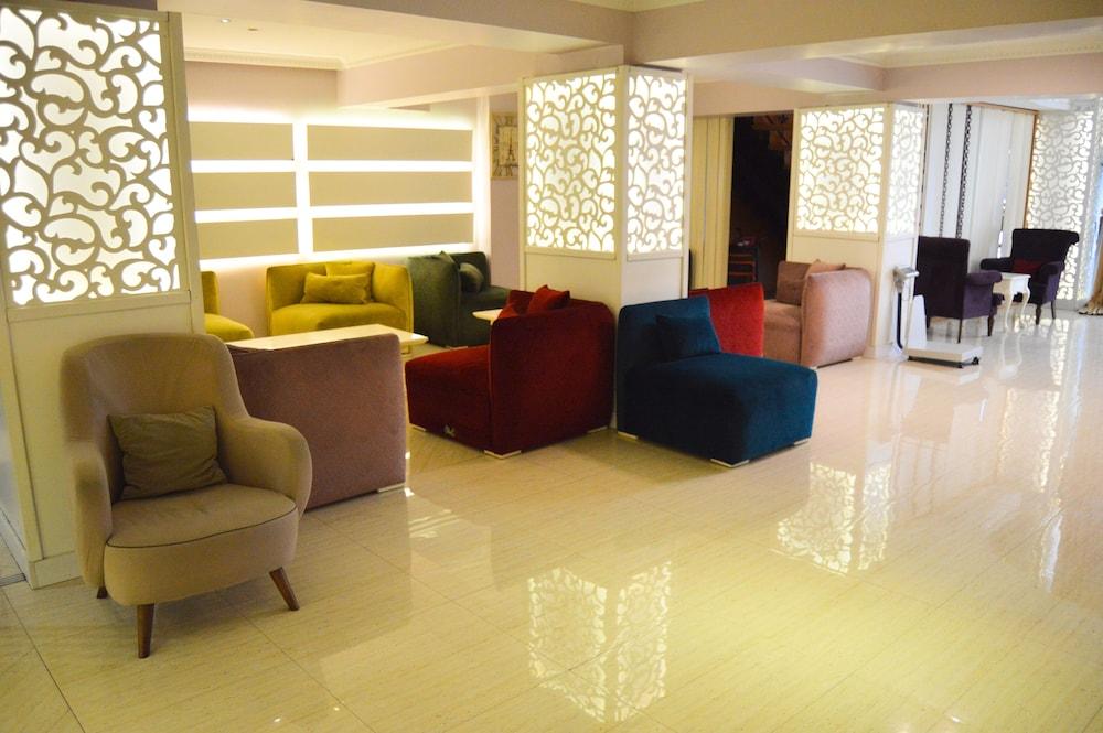 Hotel Comfort Downtown 4*