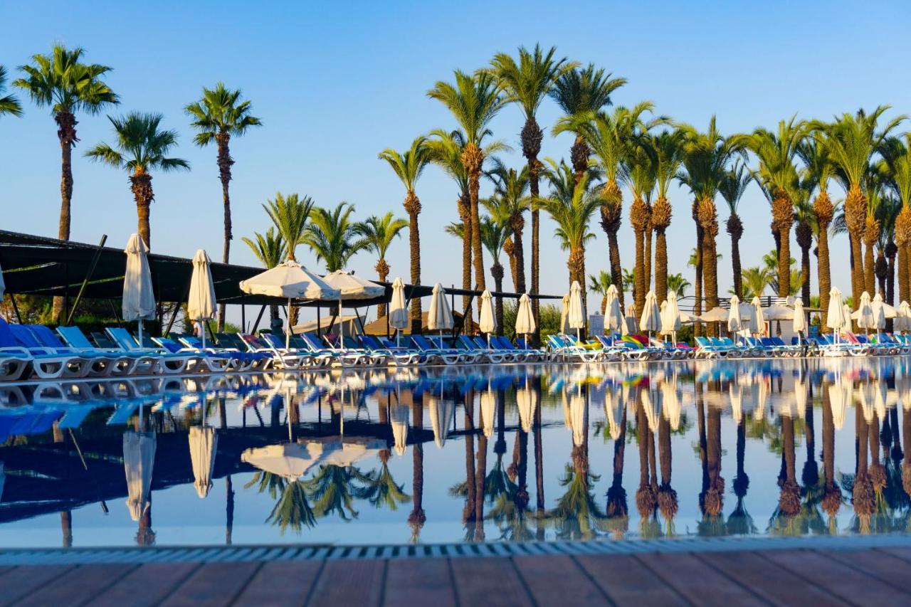 Hotel Aqi Pegasos World 4*