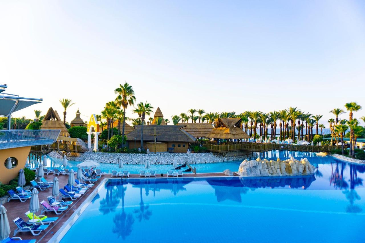 Hotel Aqi Pegasos World