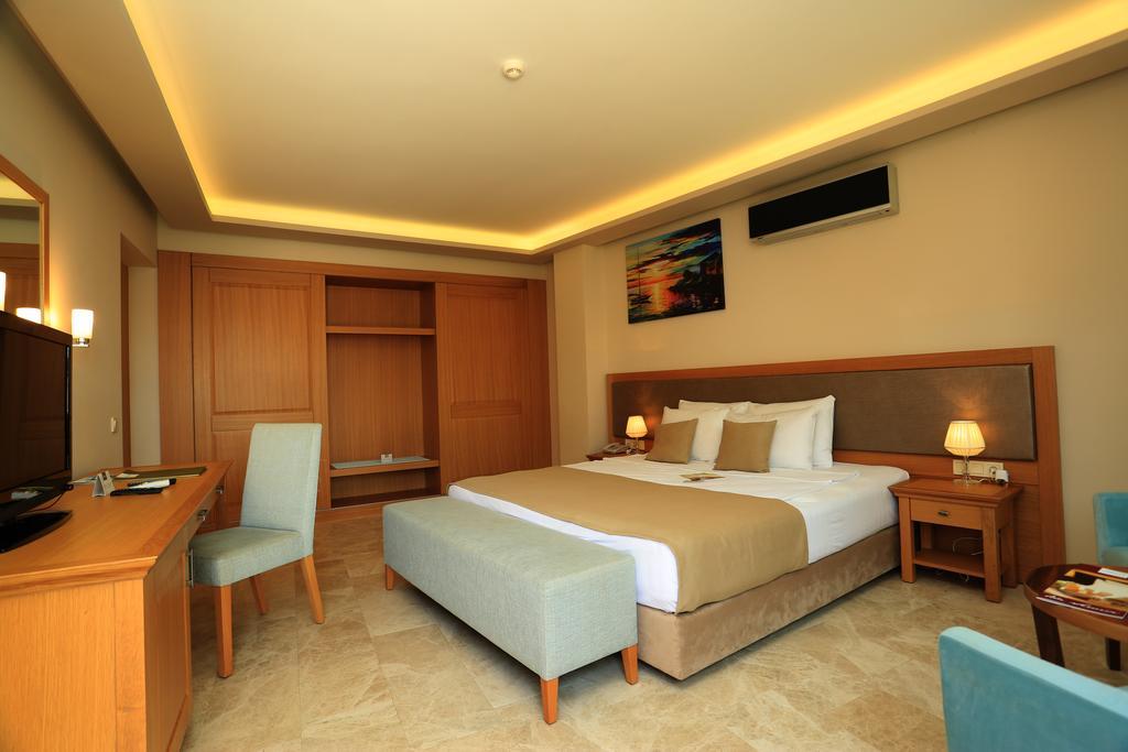 Loryma Luxury