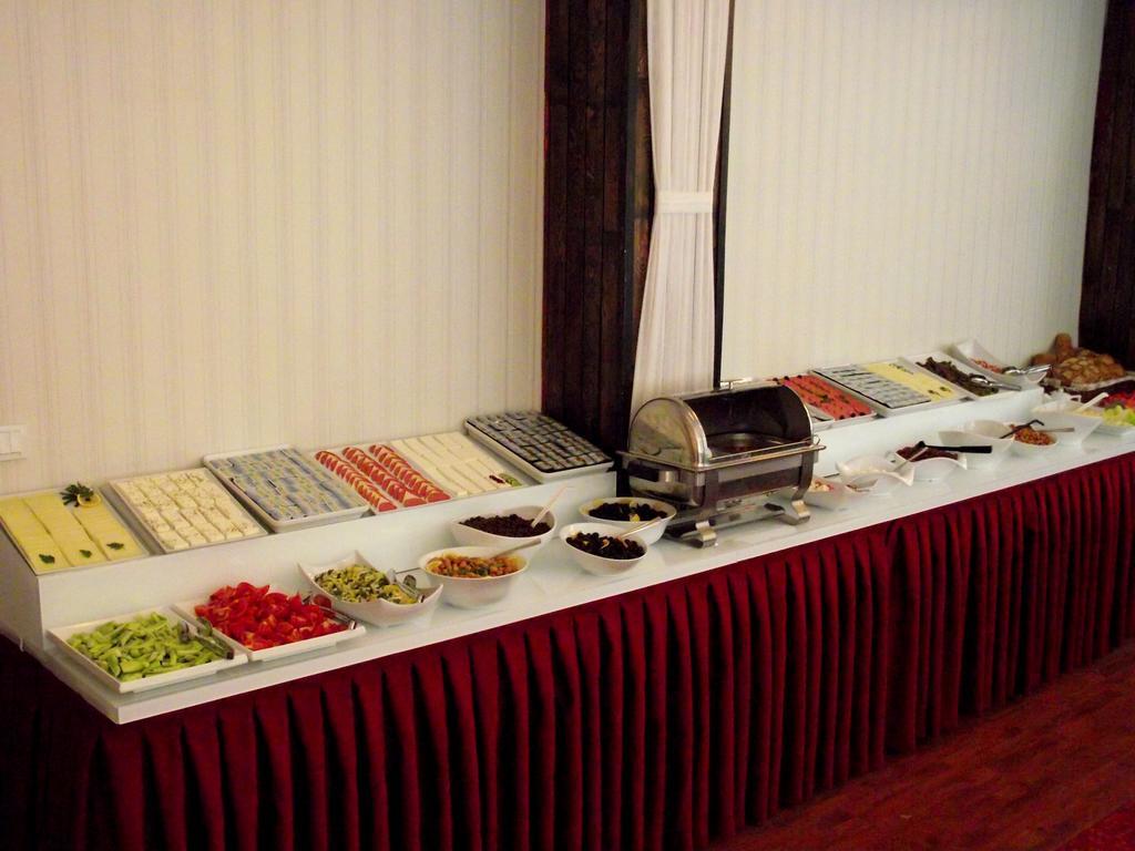 Aparthotel Akman 2*