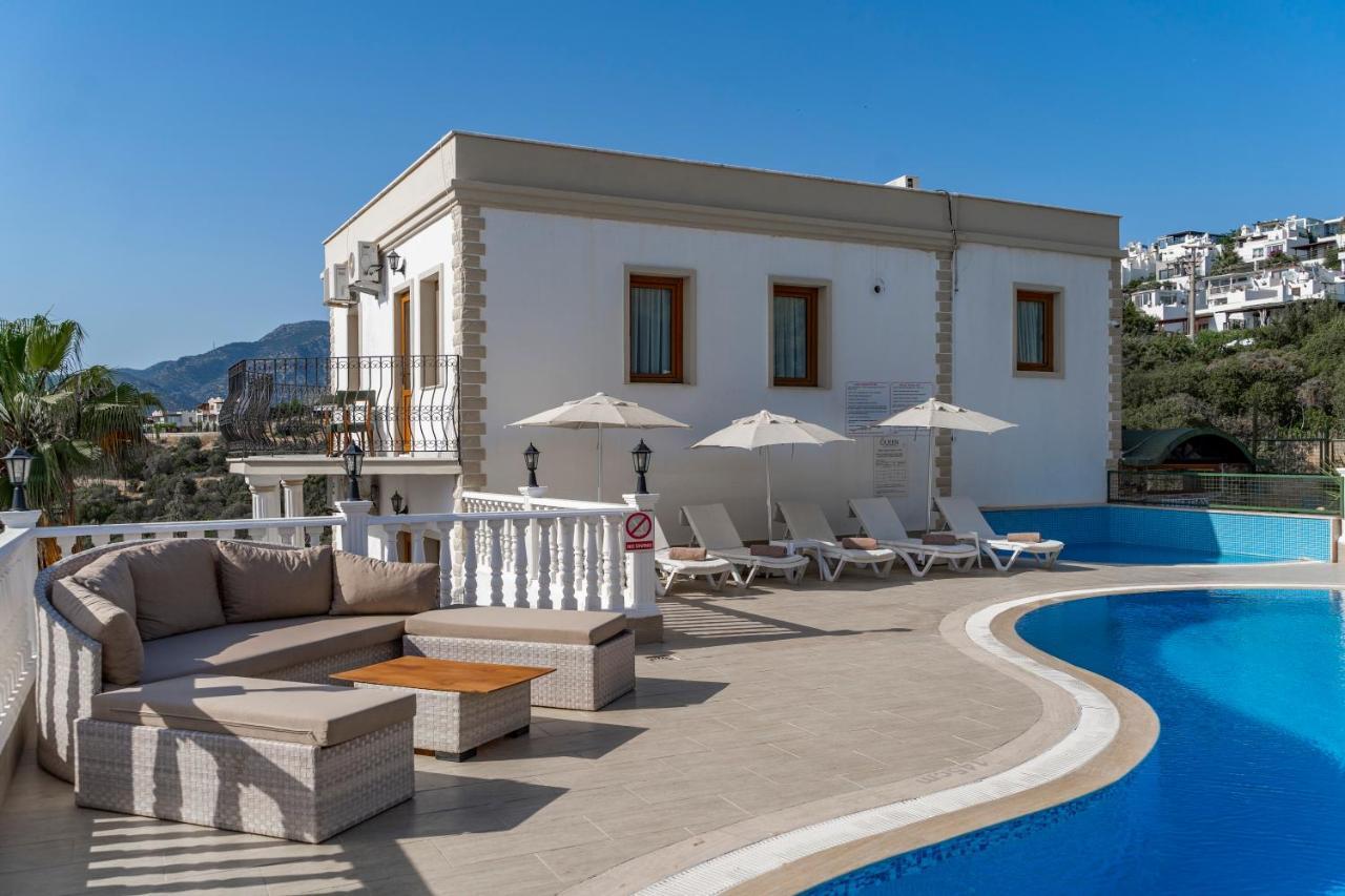 Hotel Queen Boutique 2*