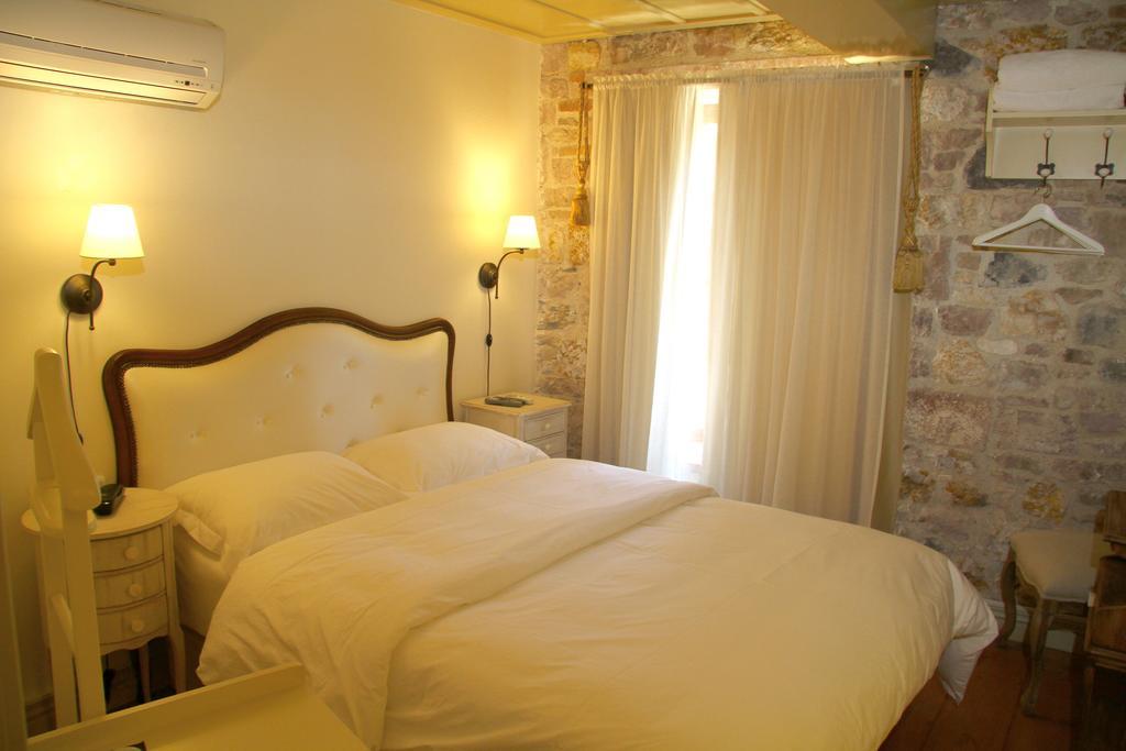 Macaron Konagi Guest house Ayvalik