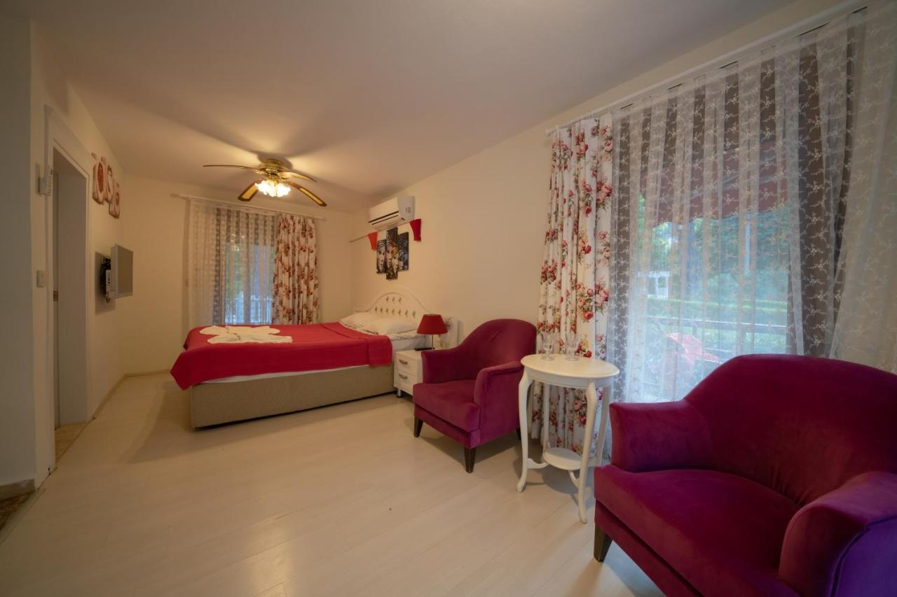Hotel Zuemruet Boutique *