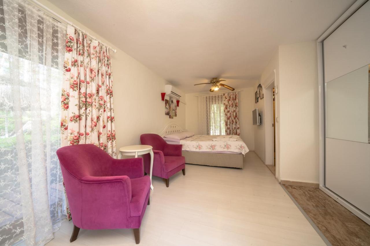 Zuemruet Boutique Cirali