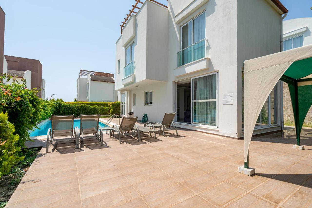 Ada * Kusadasi