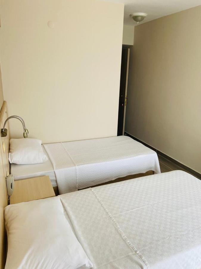 Ileri & Aparthotel