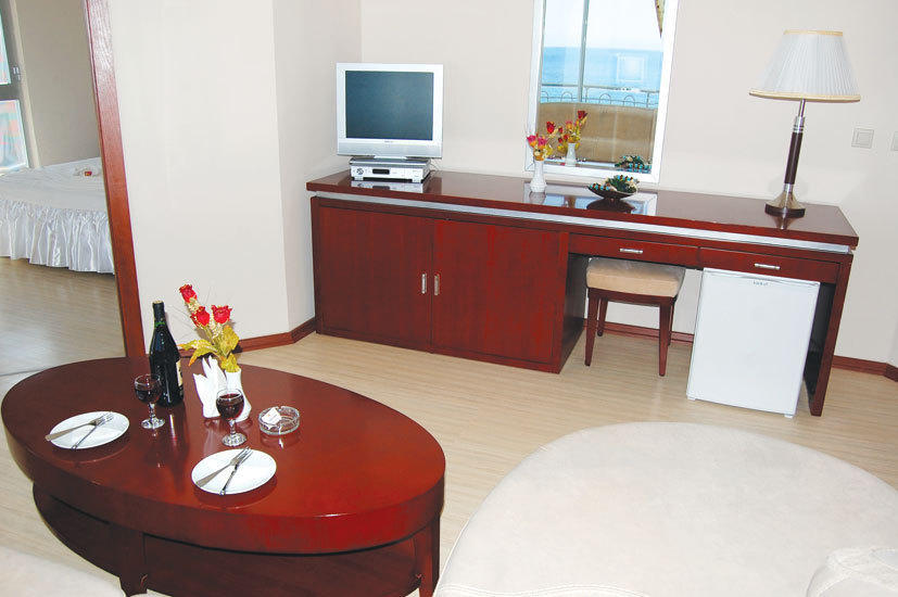 Hotel Mediterranean