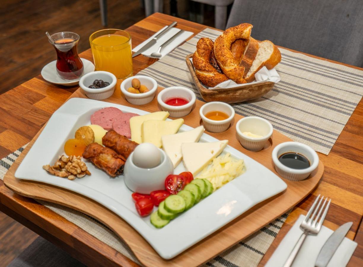 Hotel The Gate Atasehir Finance Centre 3*