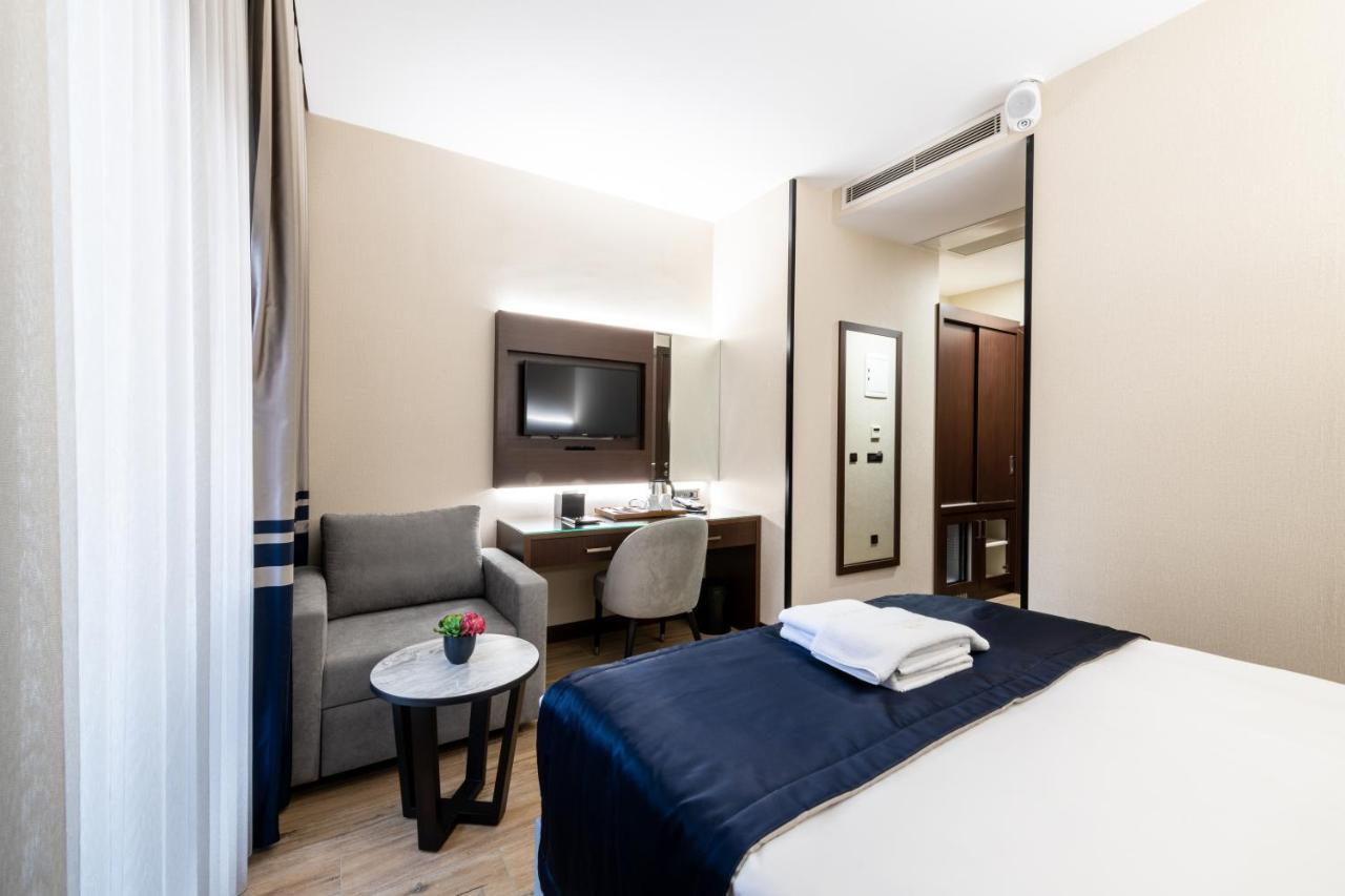 Hotel Aprilis Deluxe
