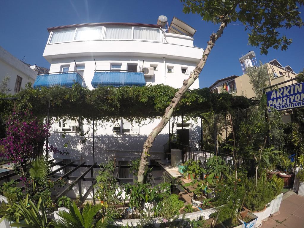 Akkin Guest house *