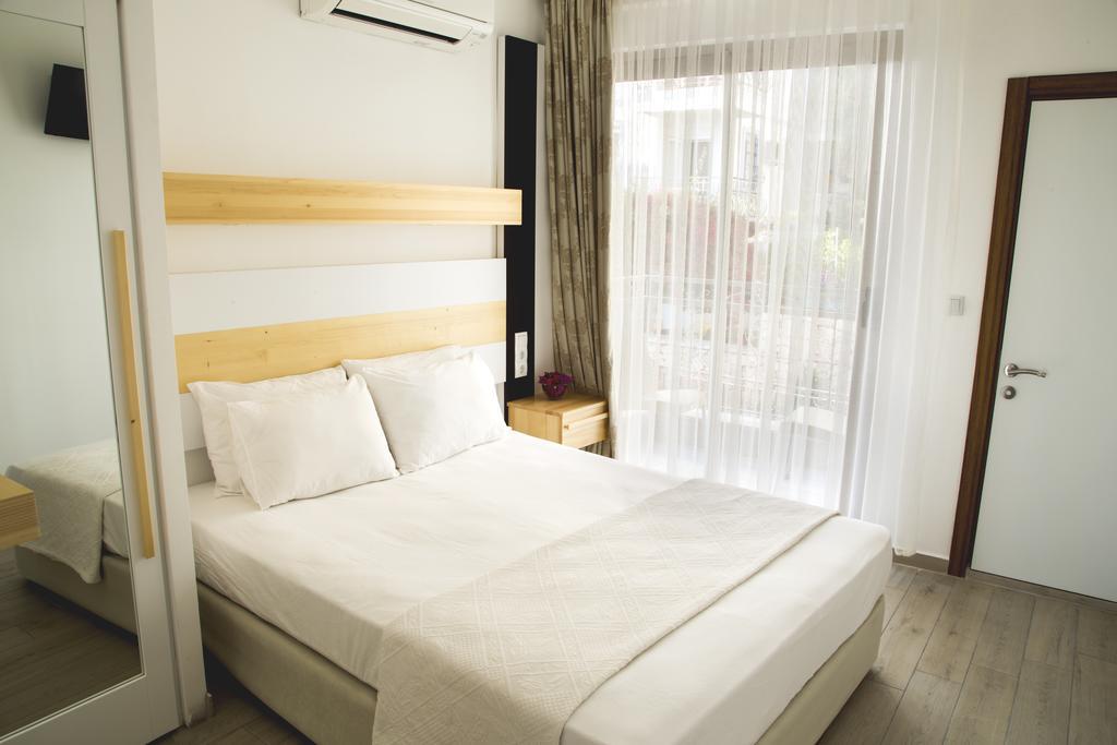Defne Hotel 3*