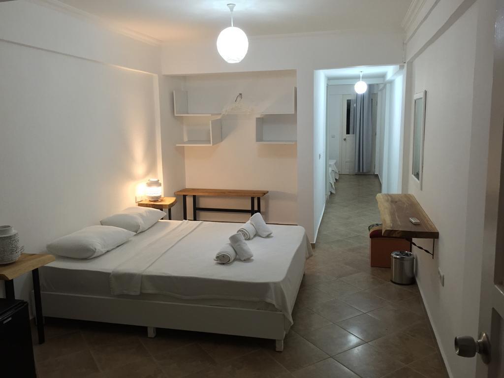 Pataros Hotel