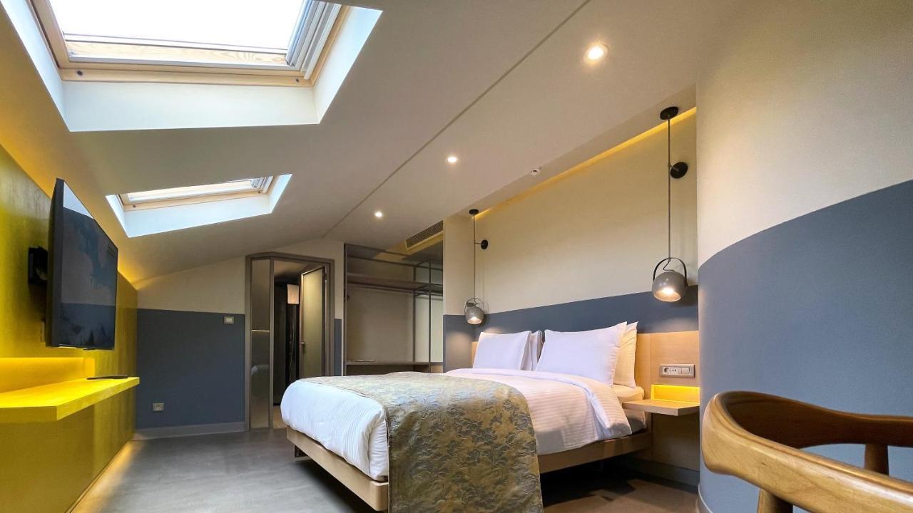 Hotel Nevv Bosphorus & 3*