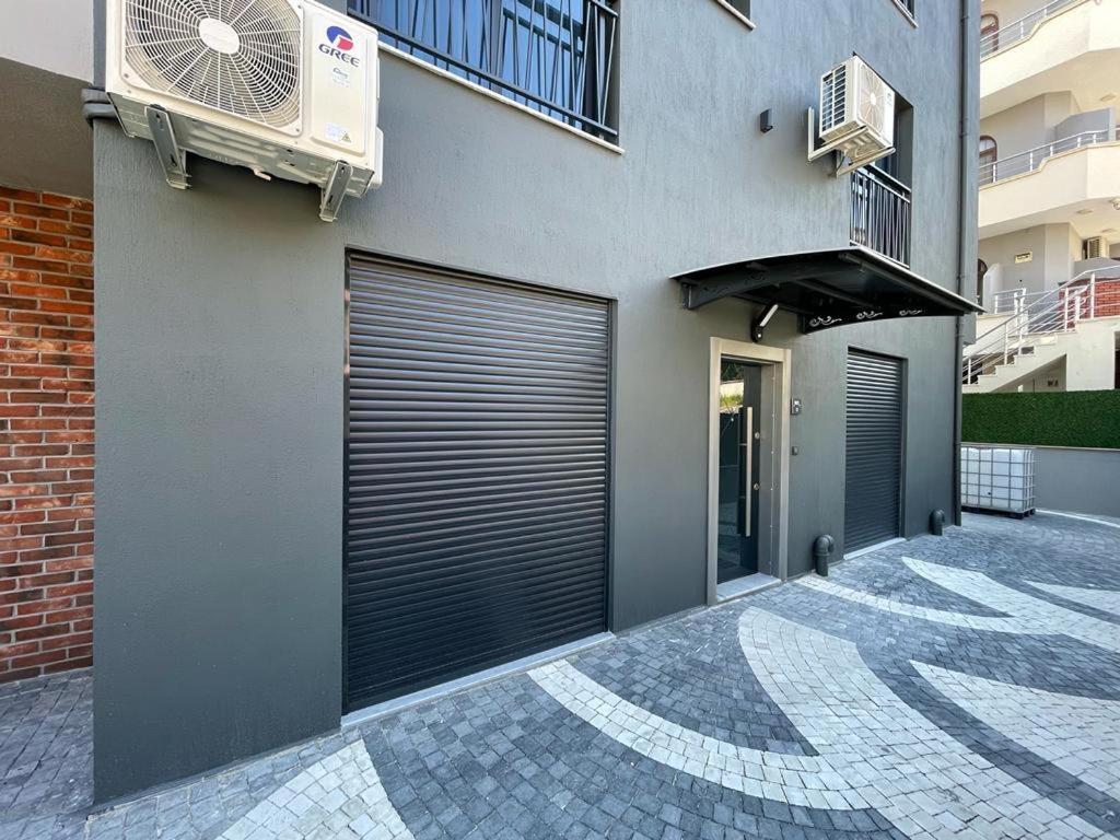 Lotus Apart Apartment