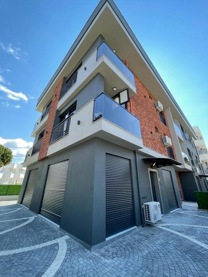 Lotus Apart Apartment
