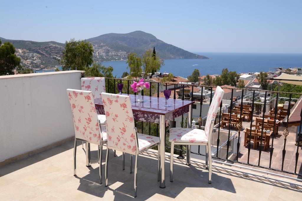 Neruda Kalkan