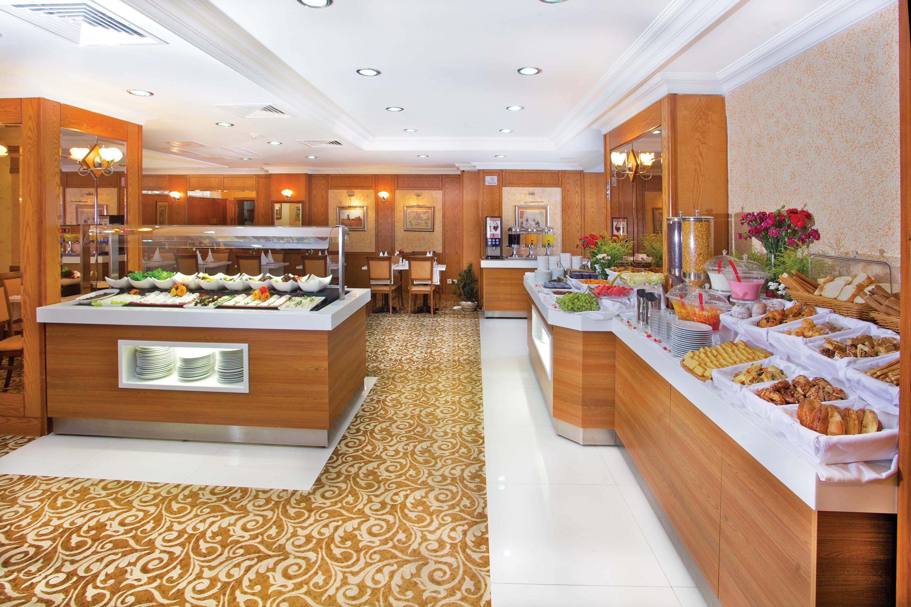 Grand Hilarium Hotel 4*
