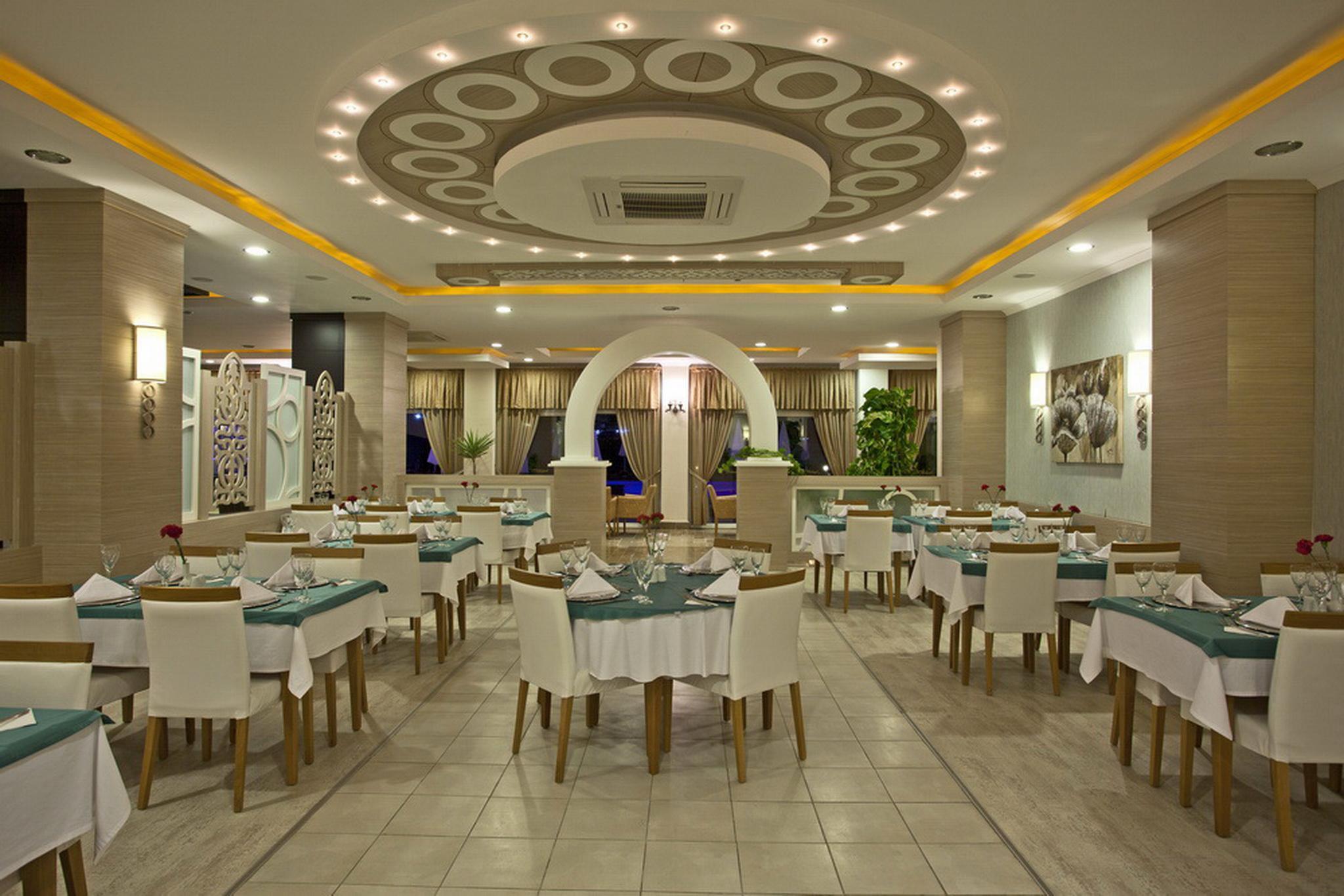 Titan Select Hotel 5*