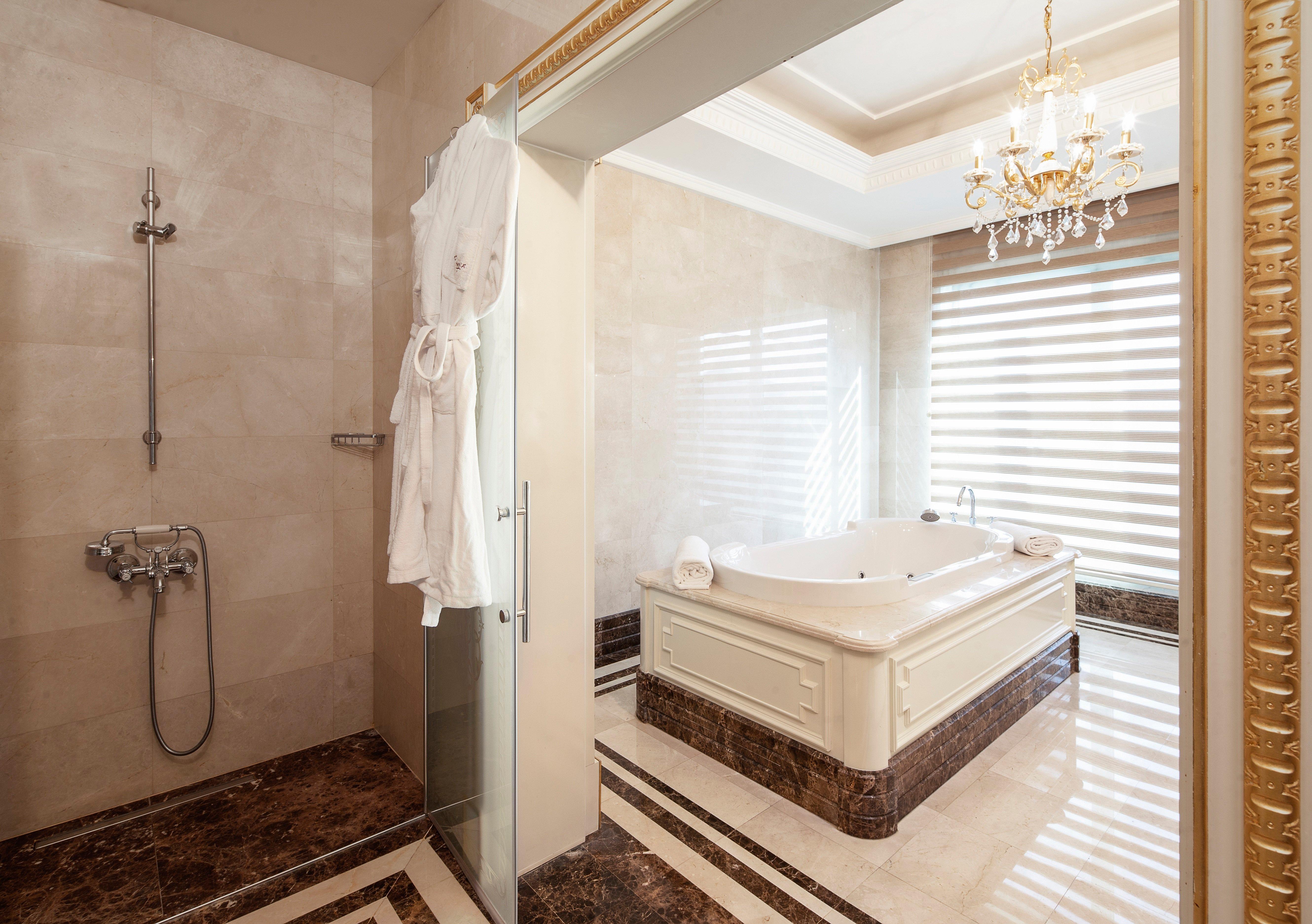 Crowne Plaza Asia By Ihg Hotel