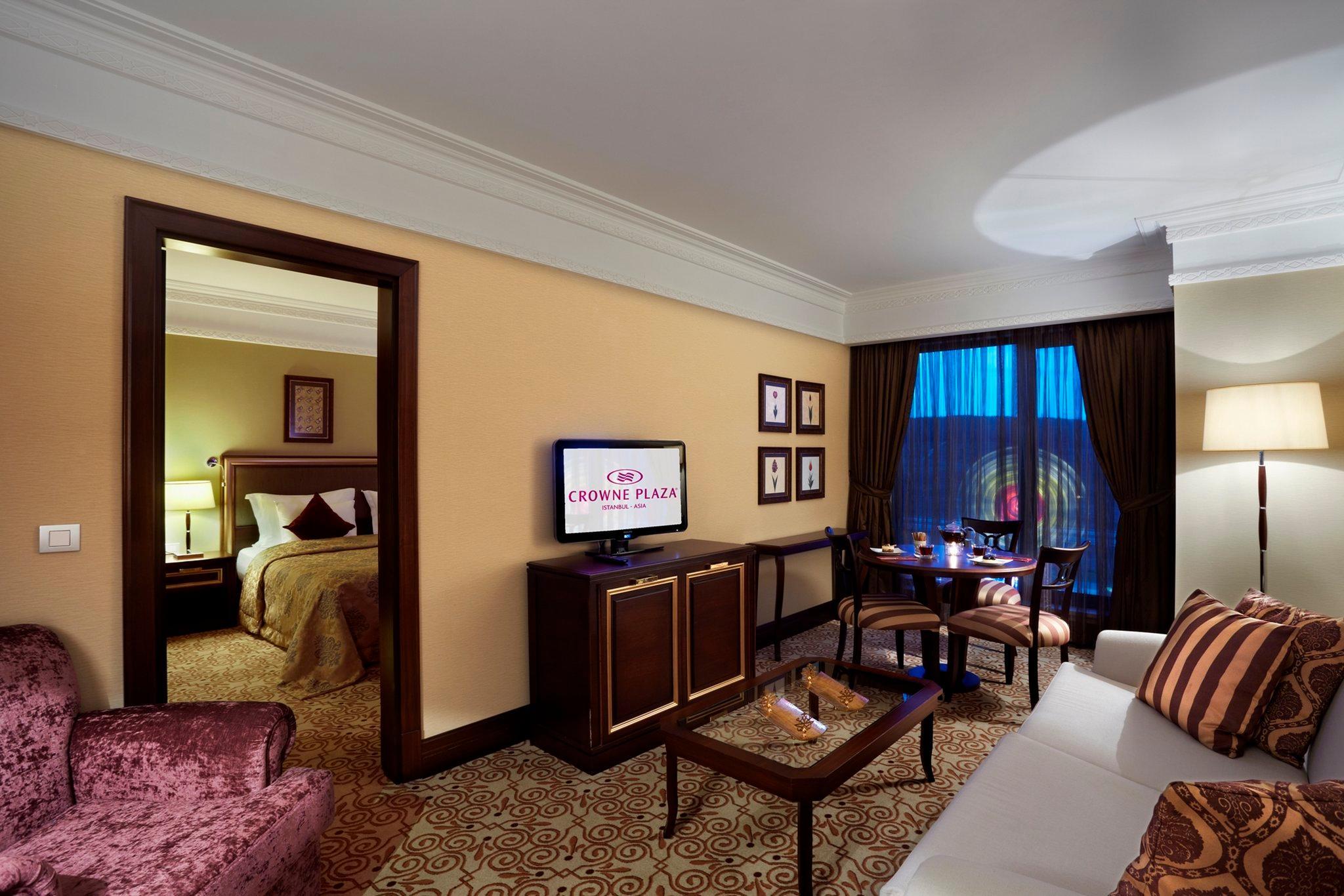 Hotel Crowne Plaza Asia By Ihg 5*