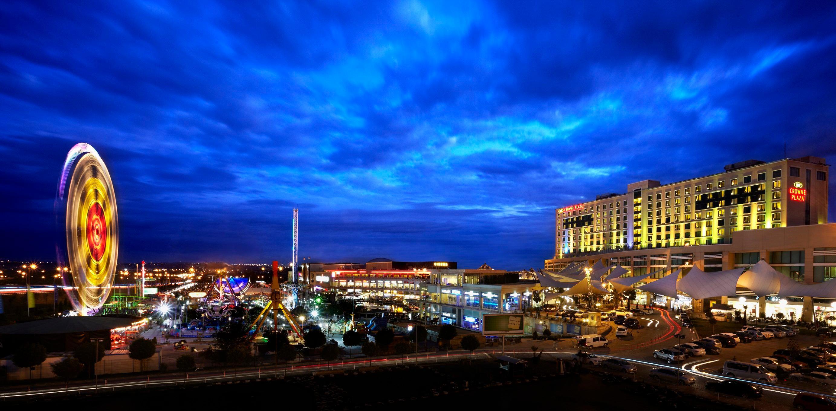 Crowne Plaza Asia By Ihg Hotel