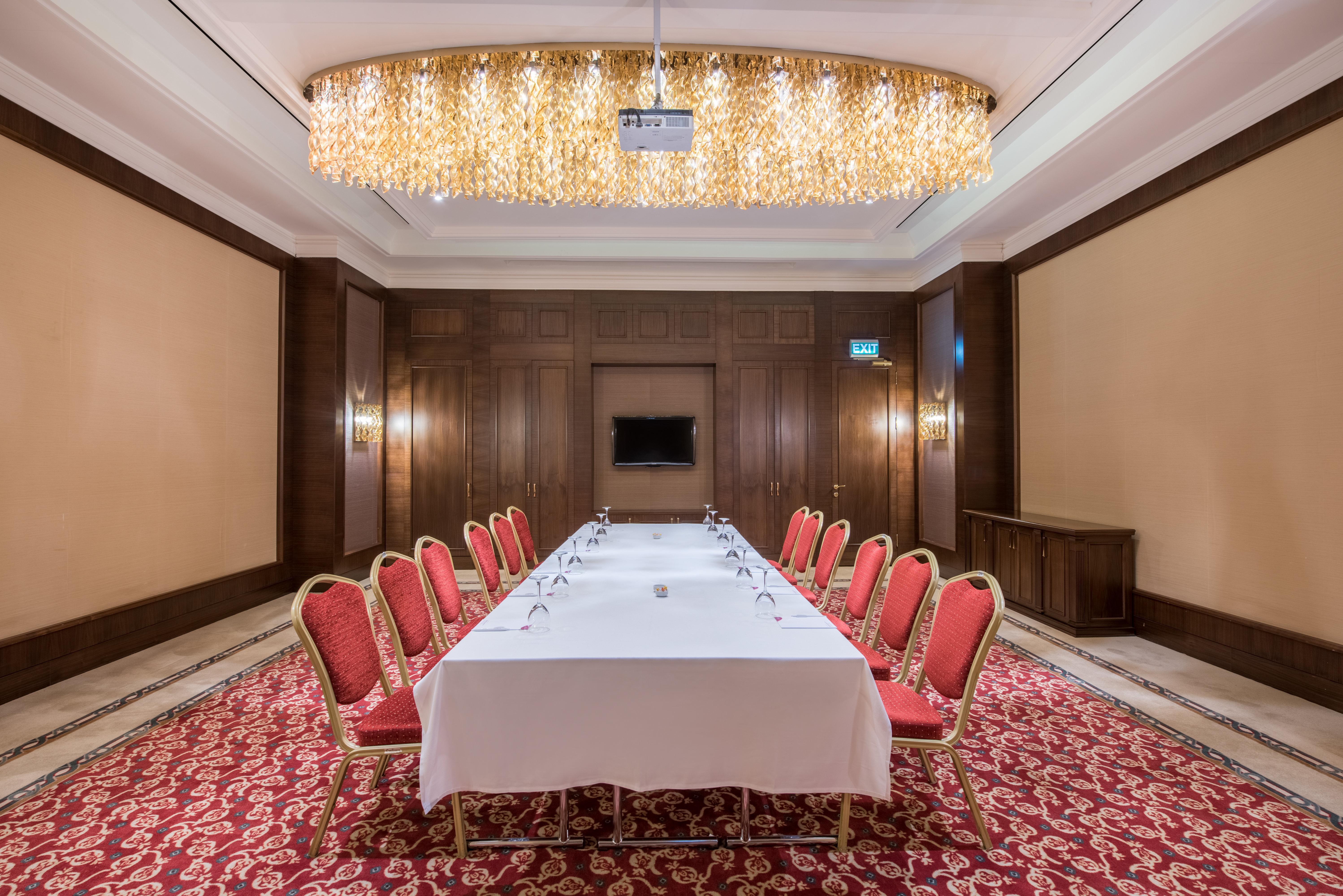 Hotel Crowne Plaza Asia By Ihg