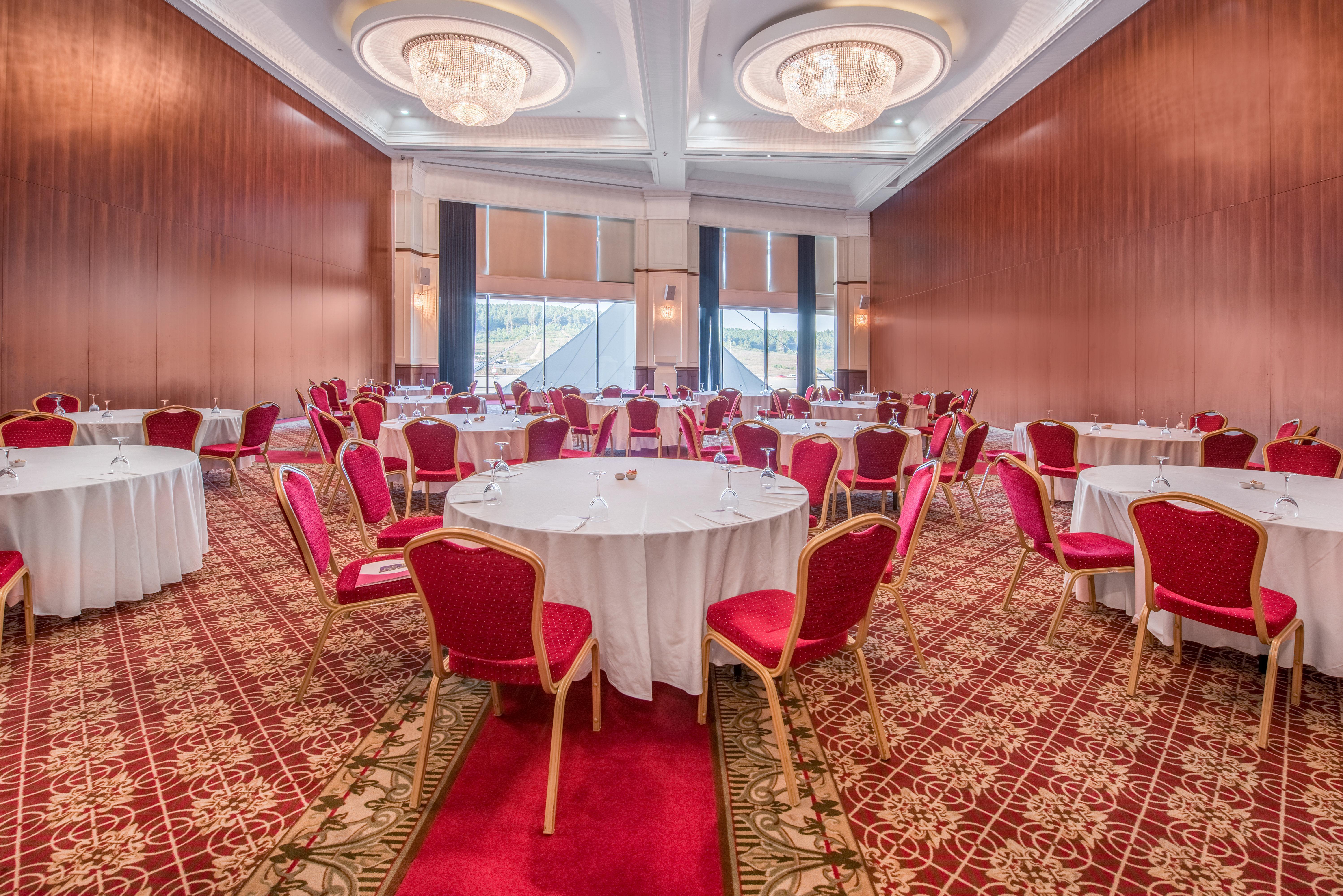Crowne Plaza Asia By Ihg Hotel