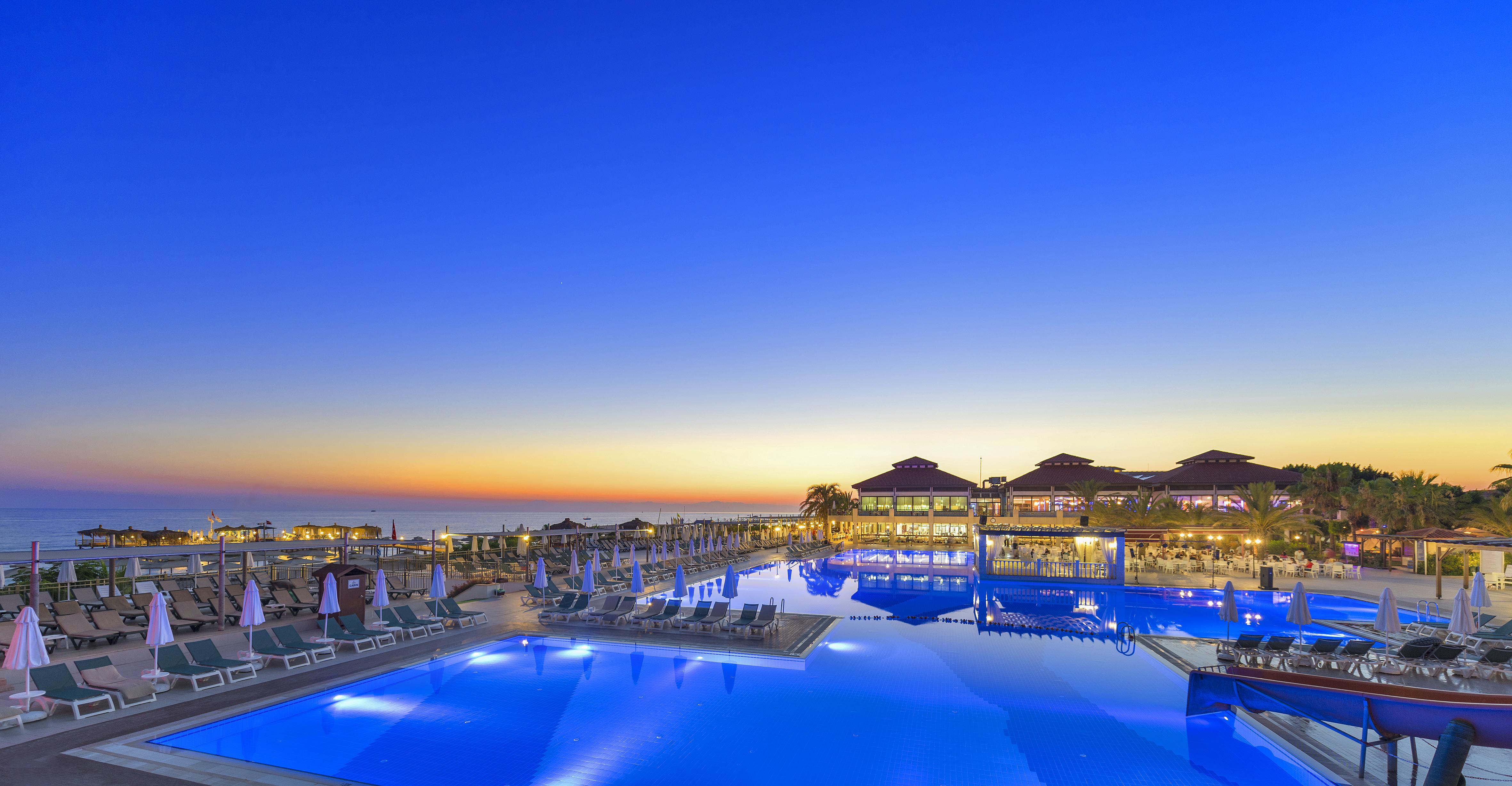 Resort Club Nena 5*