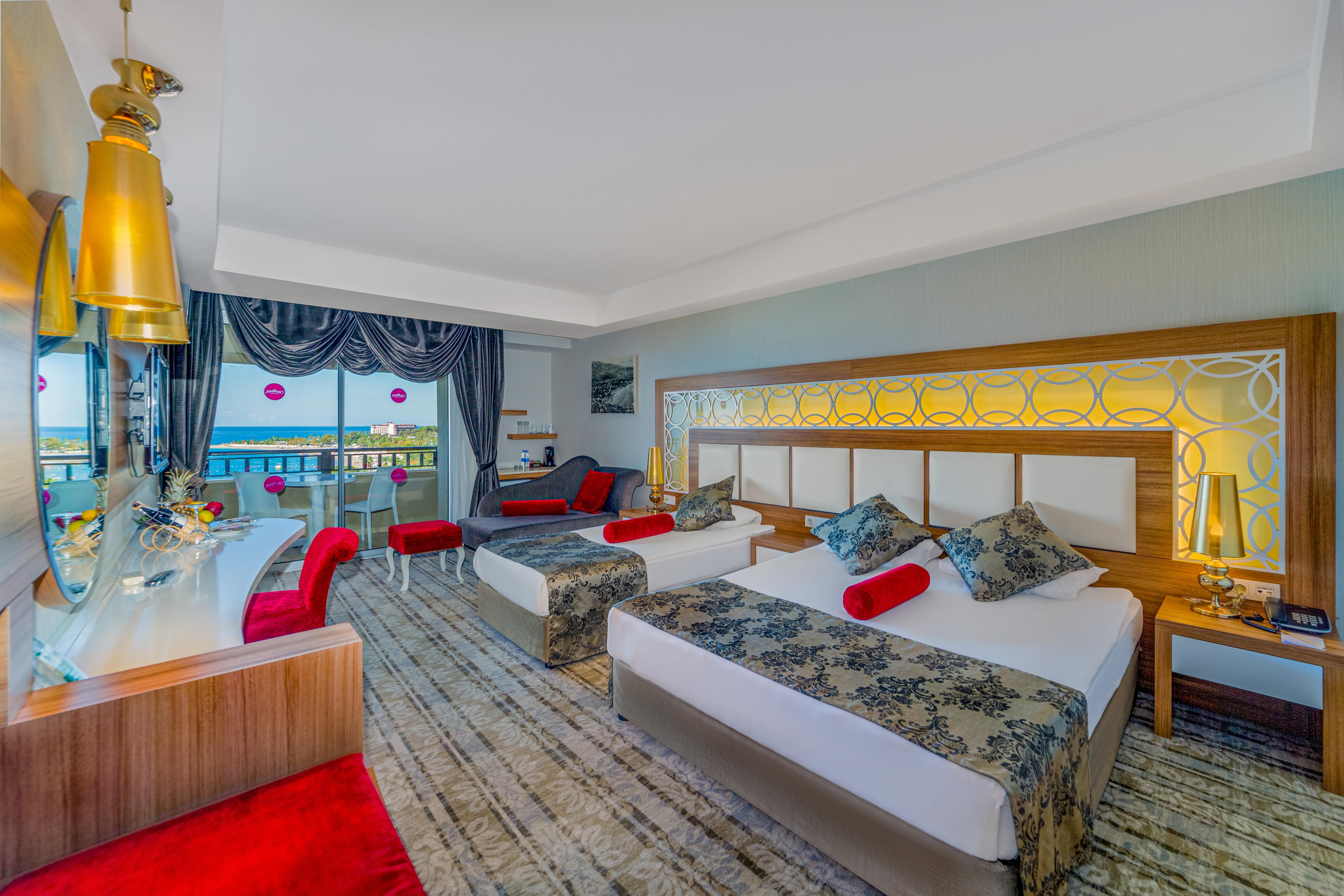 Justiniano Deluxe Hotel 5*