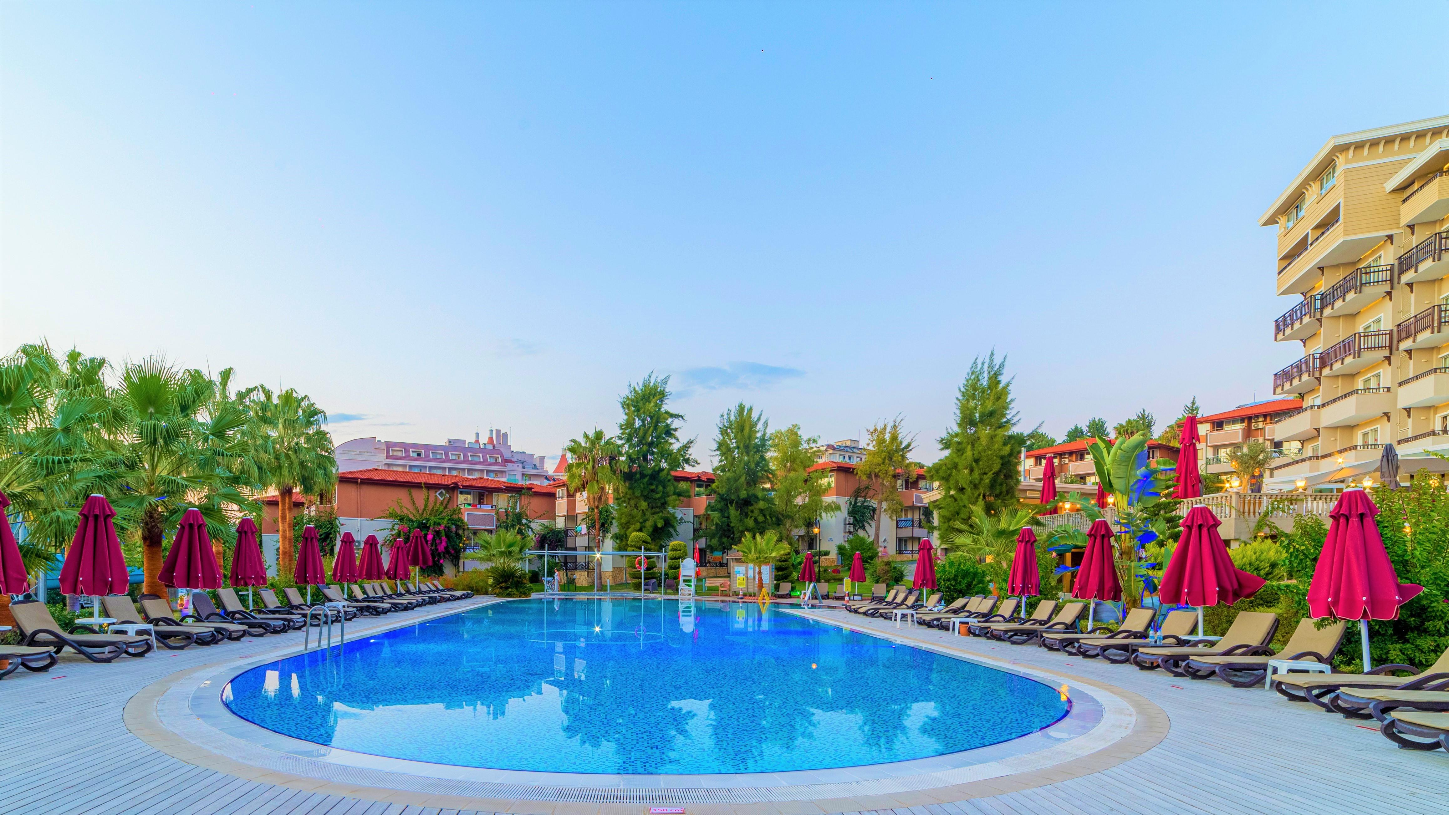 Justiniano Deluxe Hotel 5*