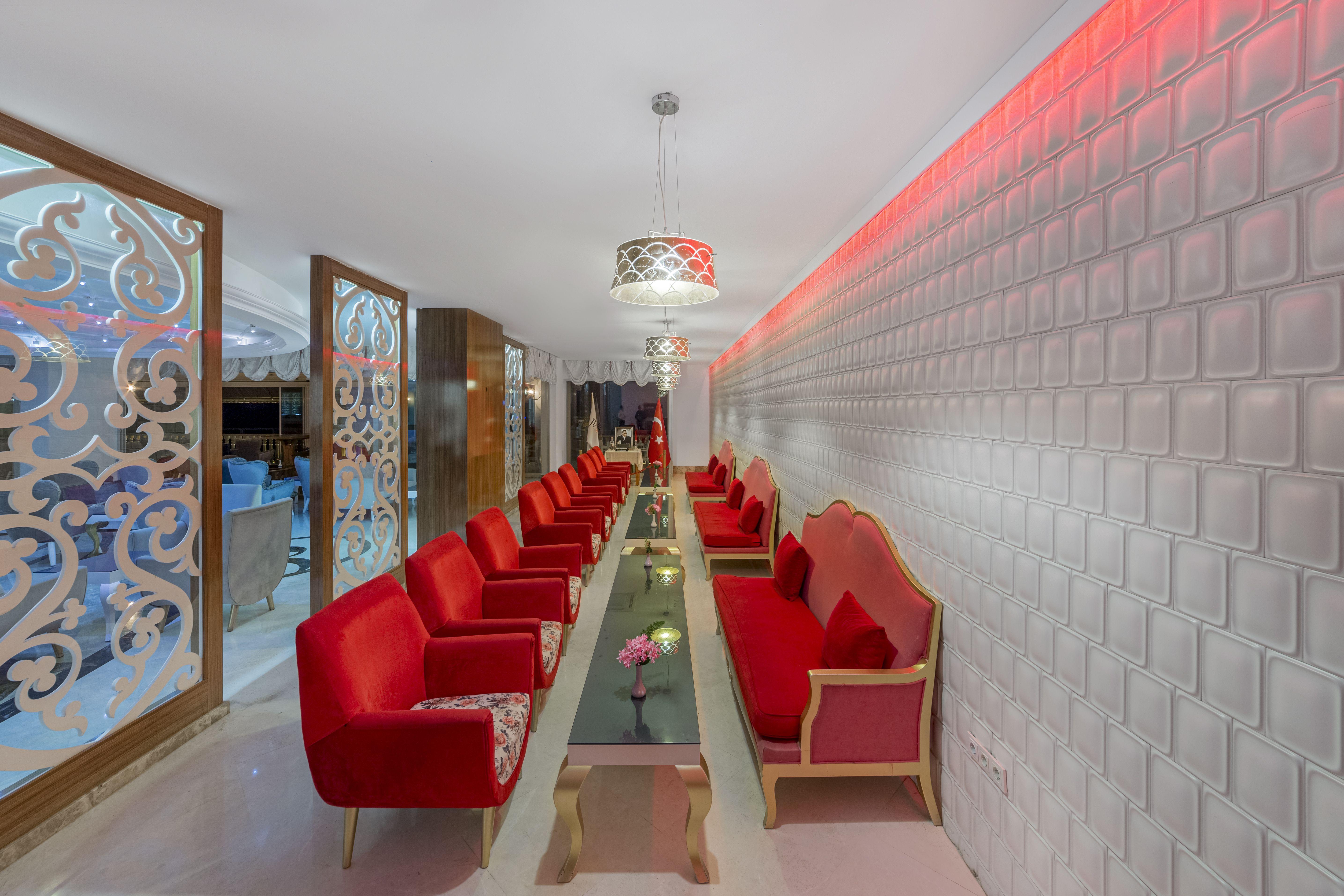 Hotel Justiniano Deluxe