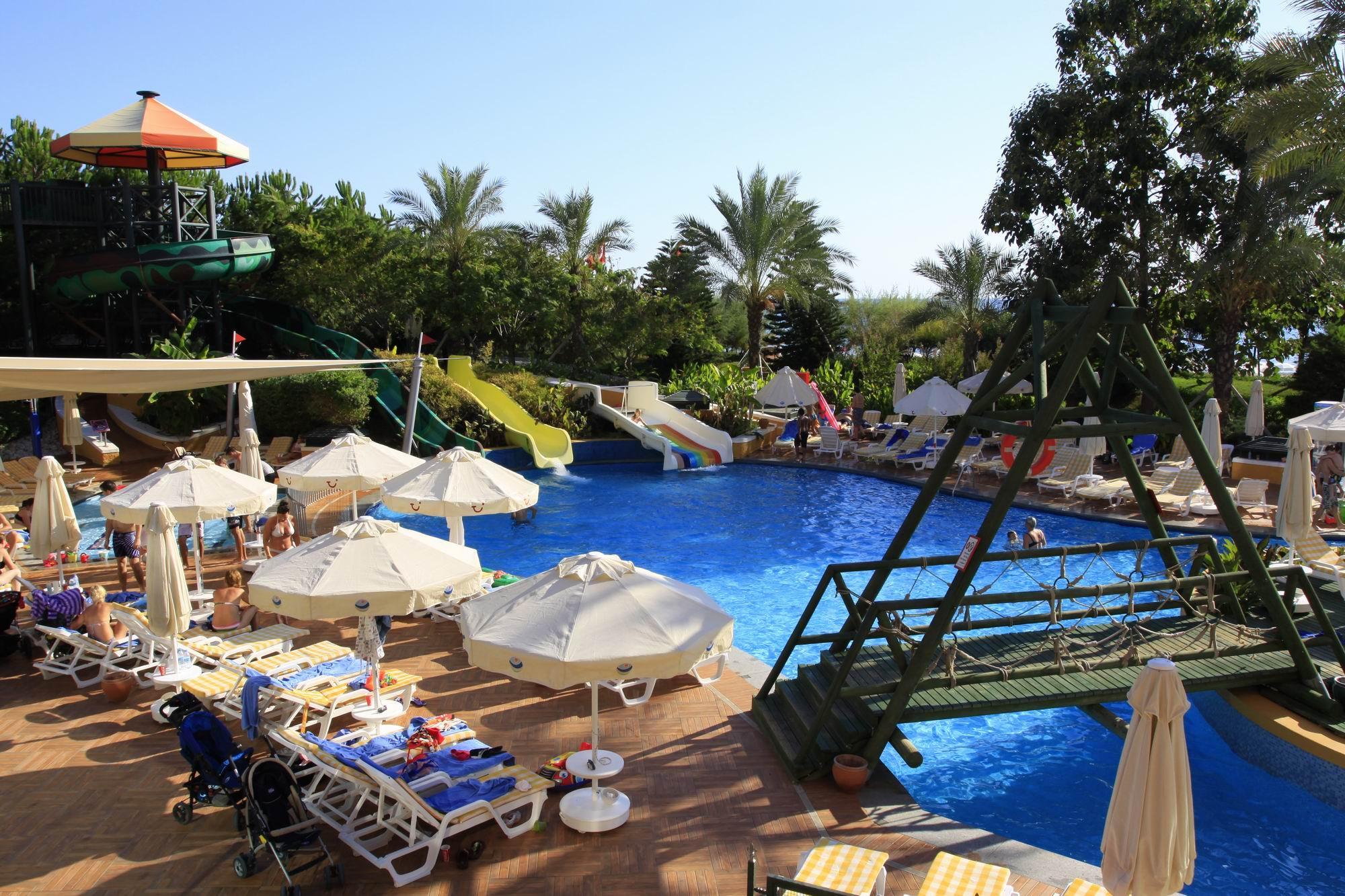 Aqi Pegasos Hotel 5*