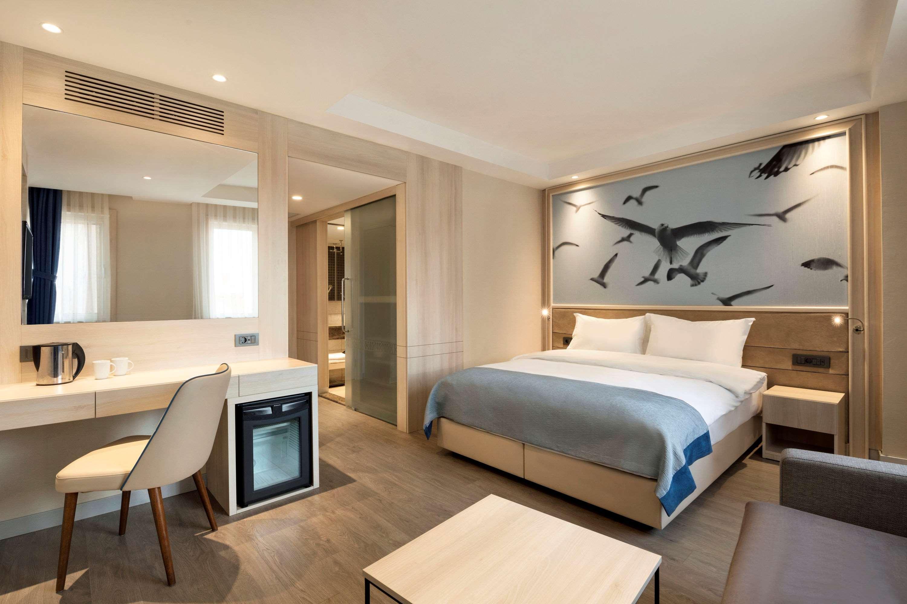 Hotel Ramada By Wyndham Old