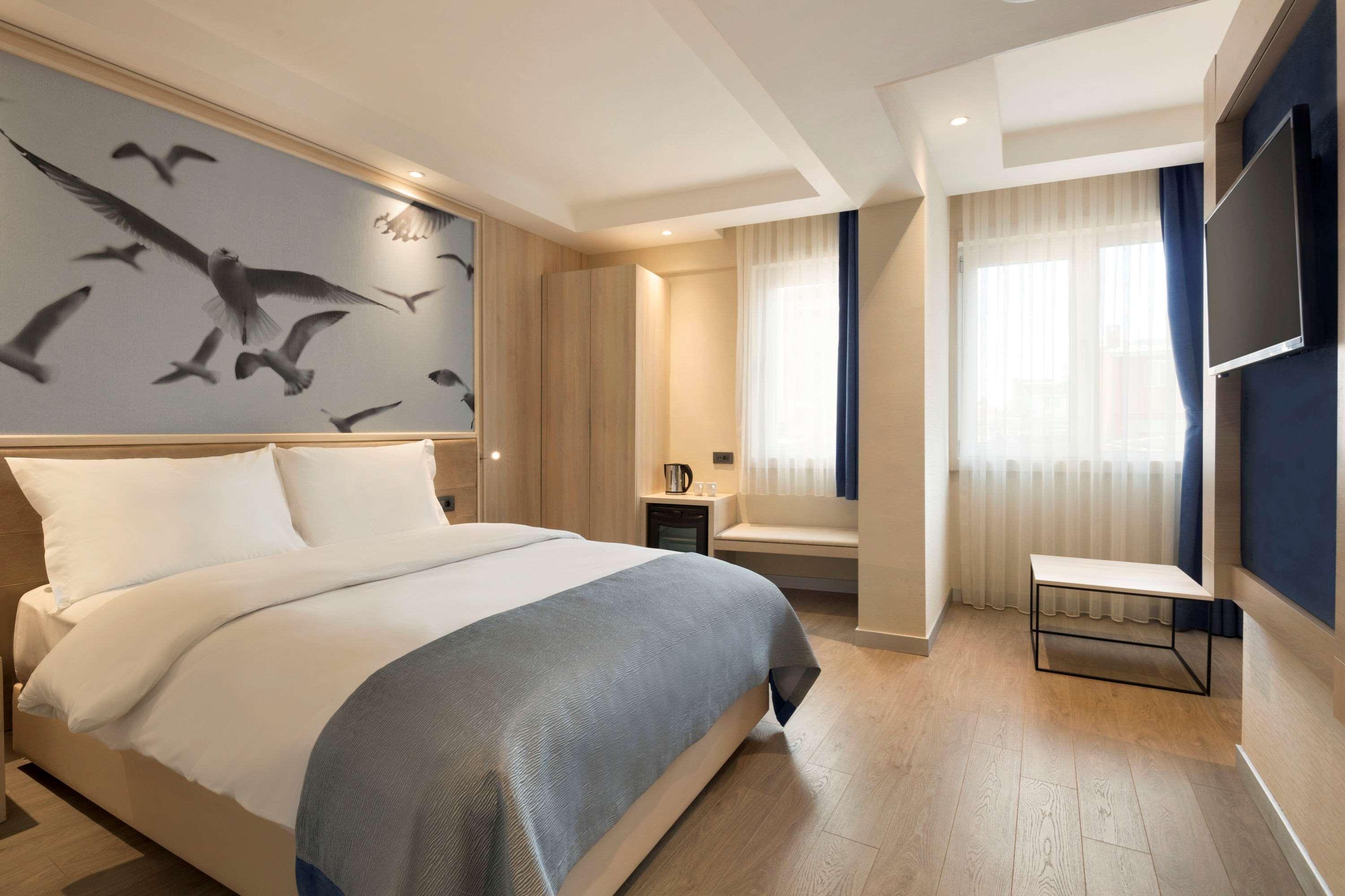 Ramada By Wyndham Old Hotel 4*