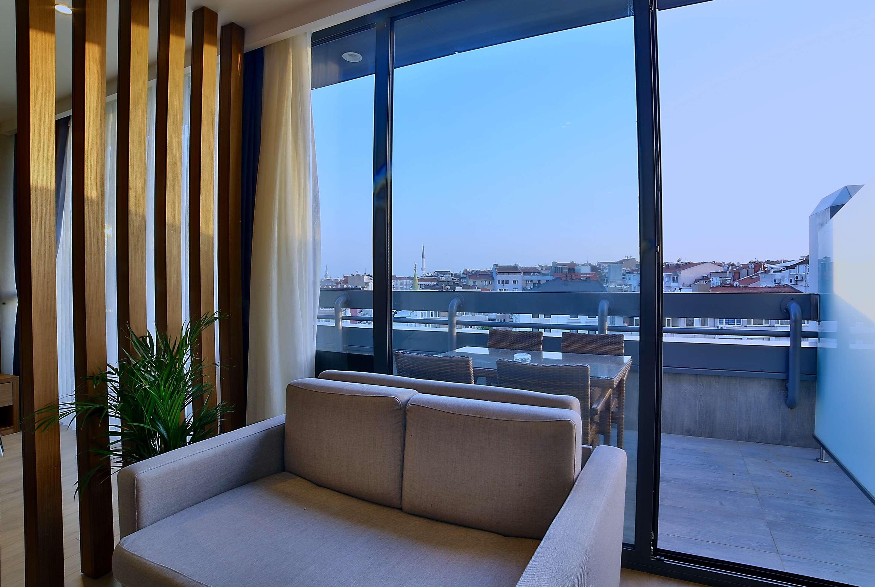Ramada By Wyndham Old