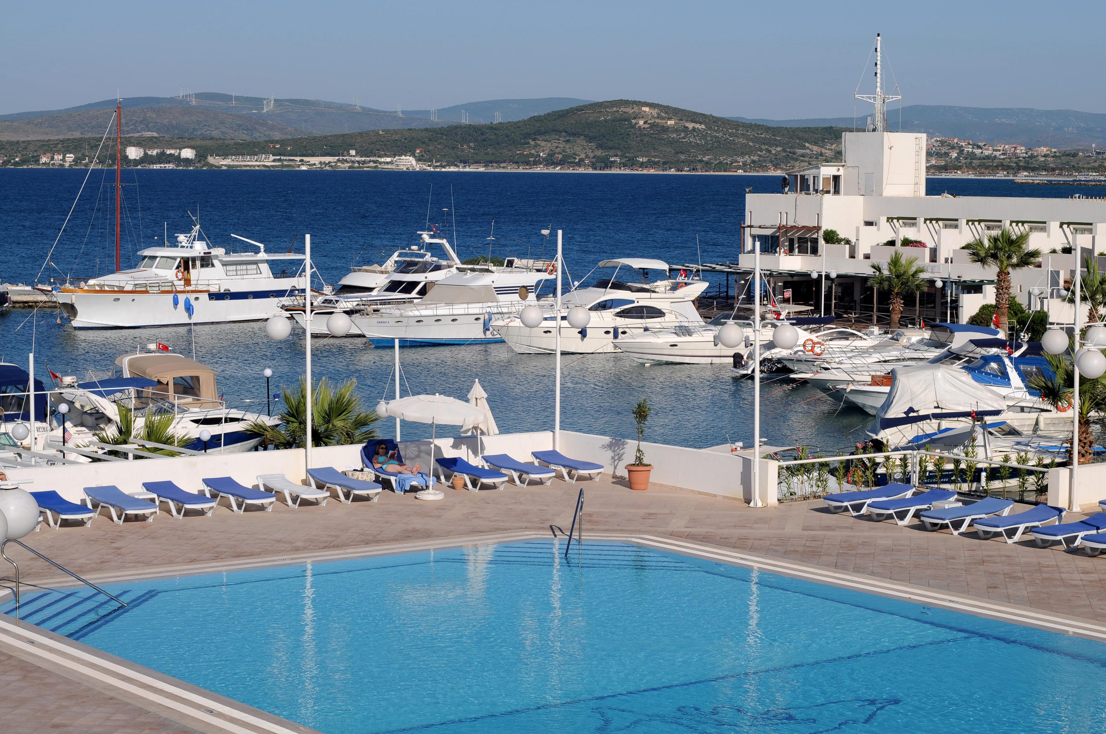Altin Yunus & - Cesme