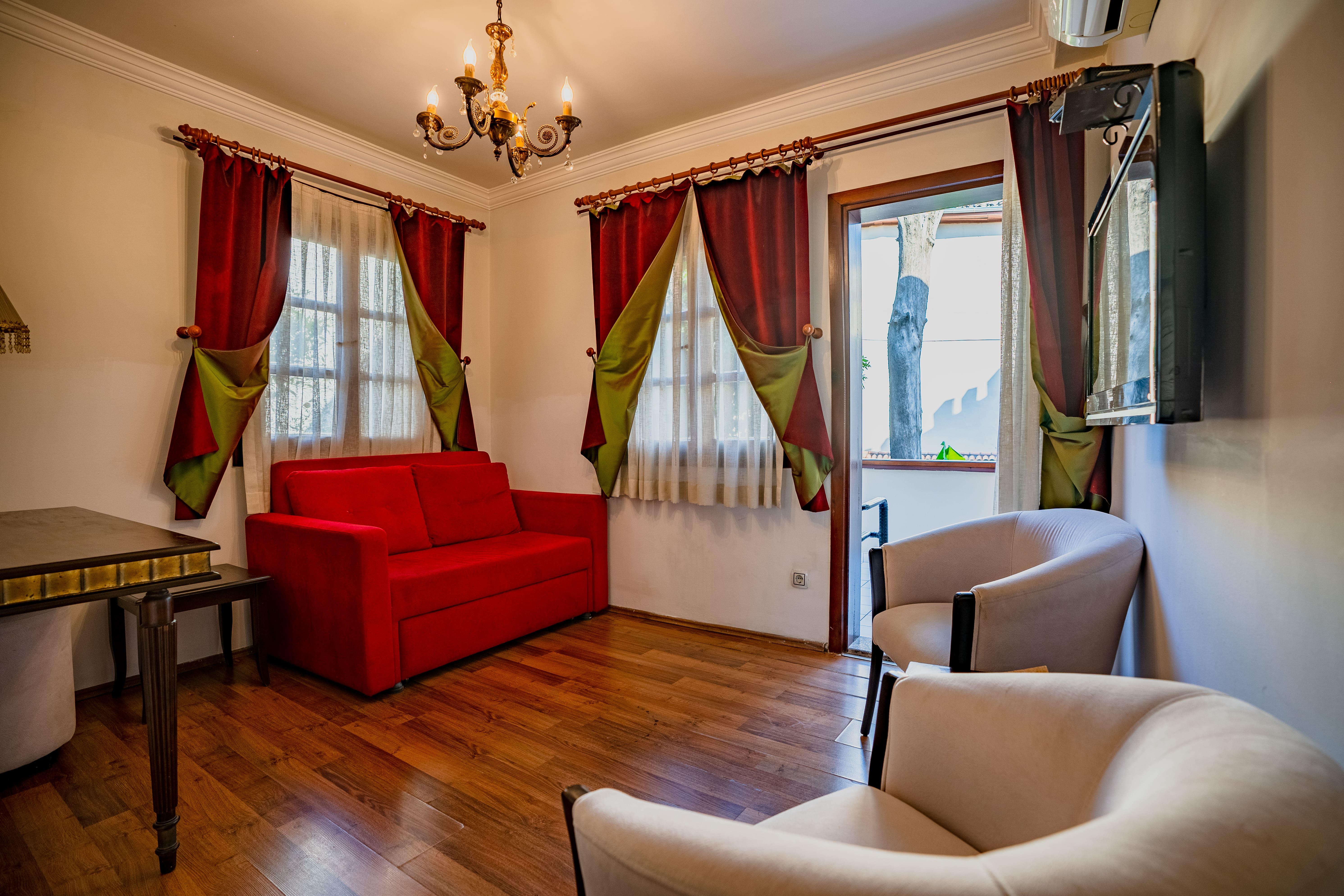Mediterra Art Hotel 4*