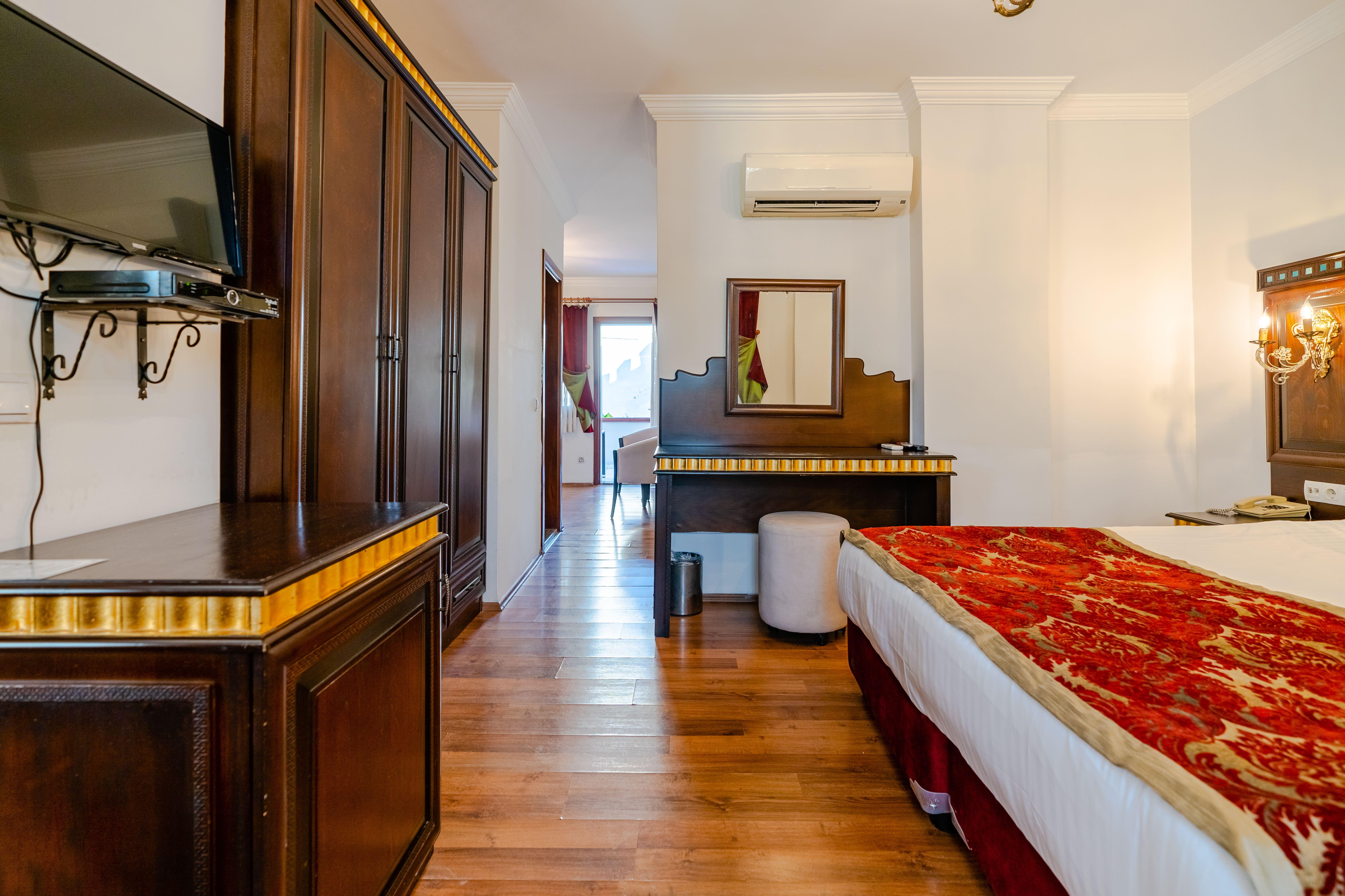 Hotel Mediterra Art 4*