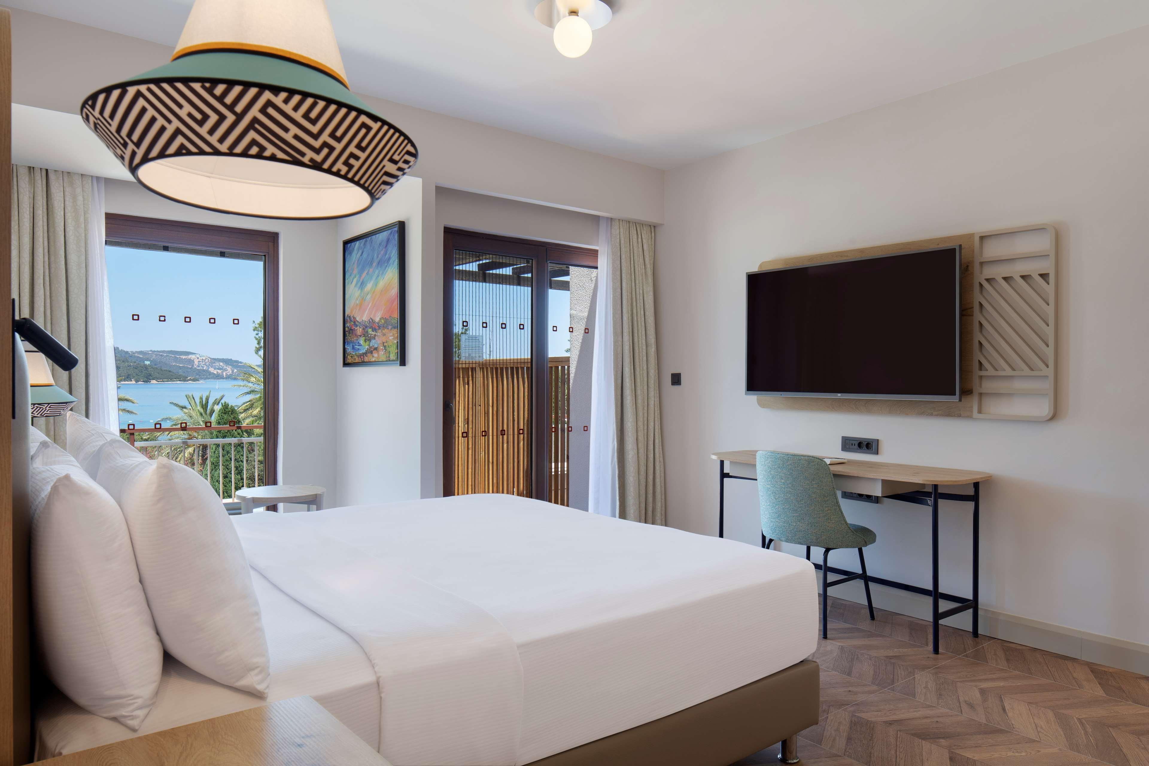 Doubletree By Hilton Bodrum Isil Club Ultra 5*