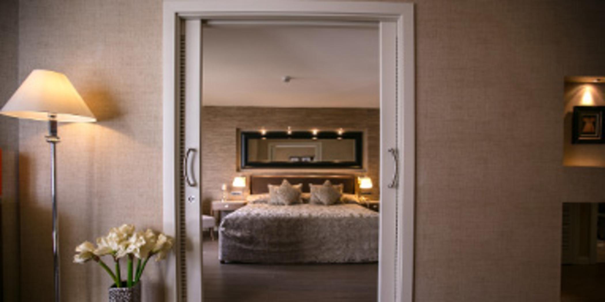 Hotel Elegance International