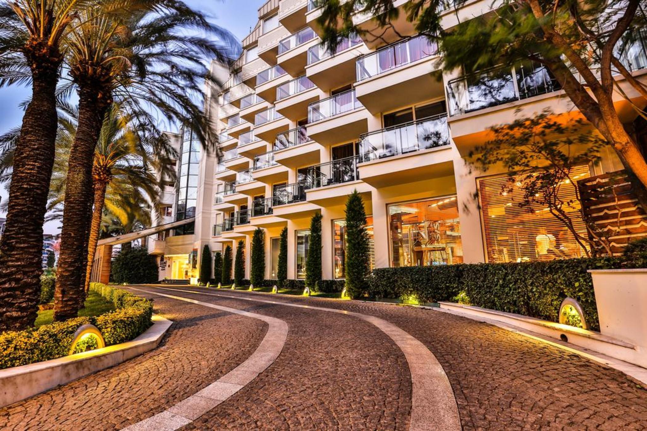 Hotel Elegance International