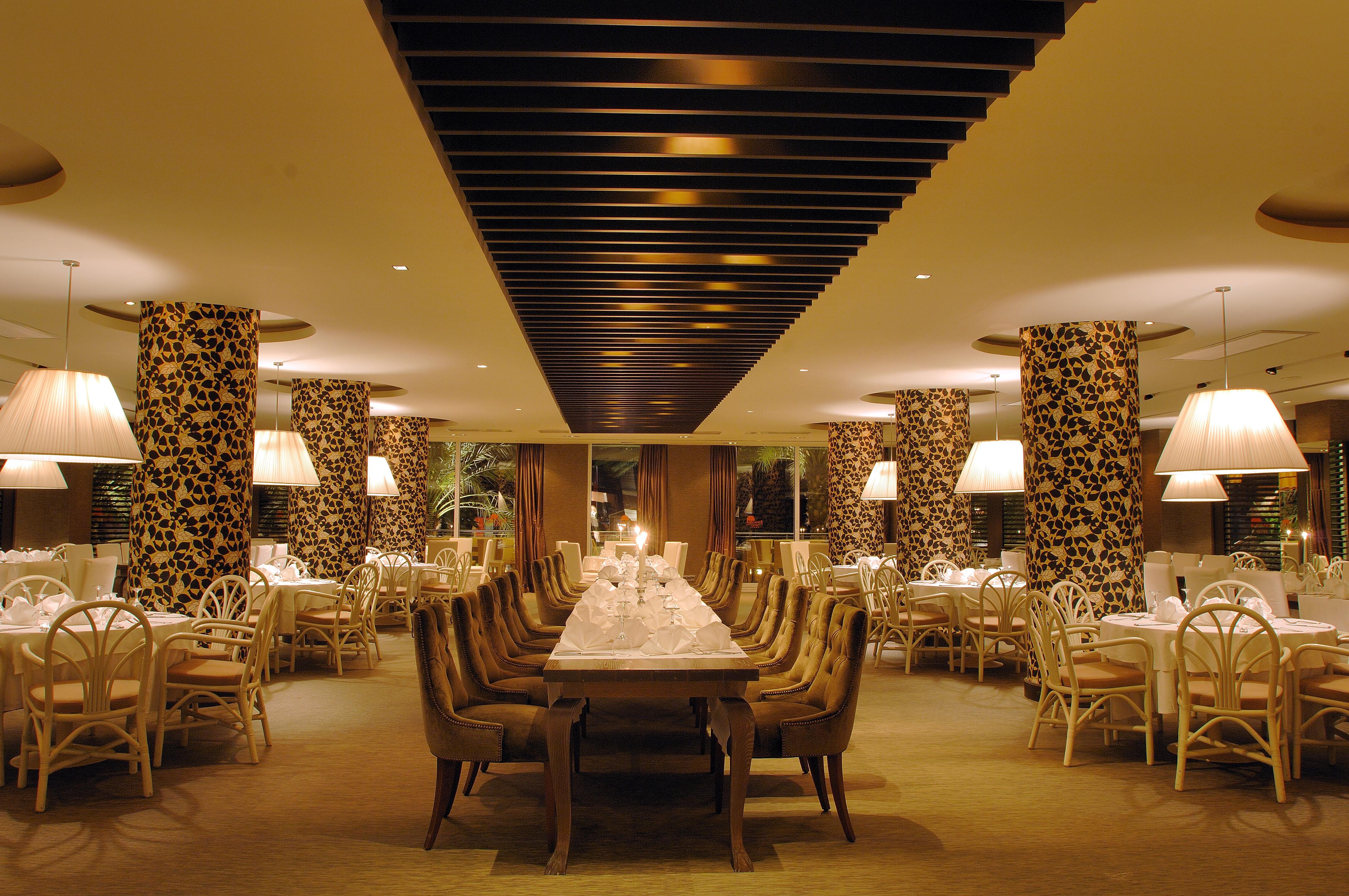 Hotel Elegance International