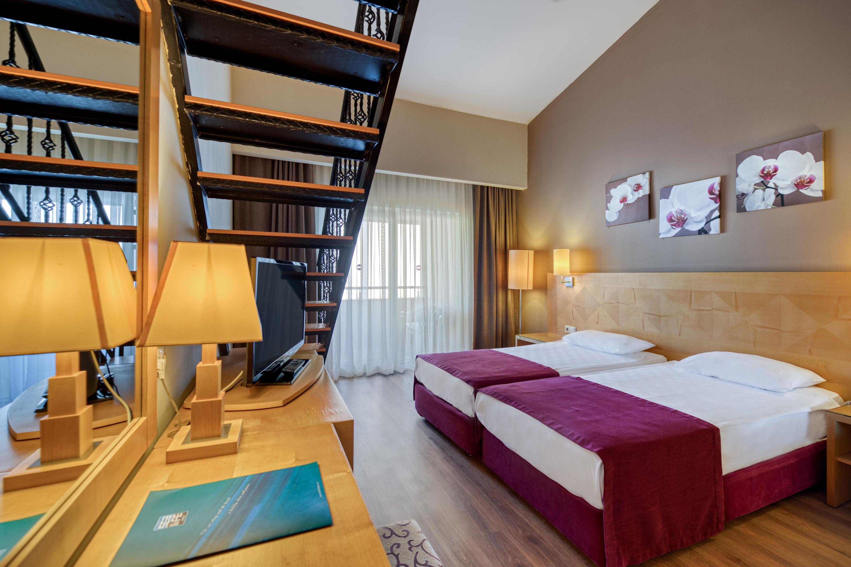 Sealife Buket & Resort Okurcalar