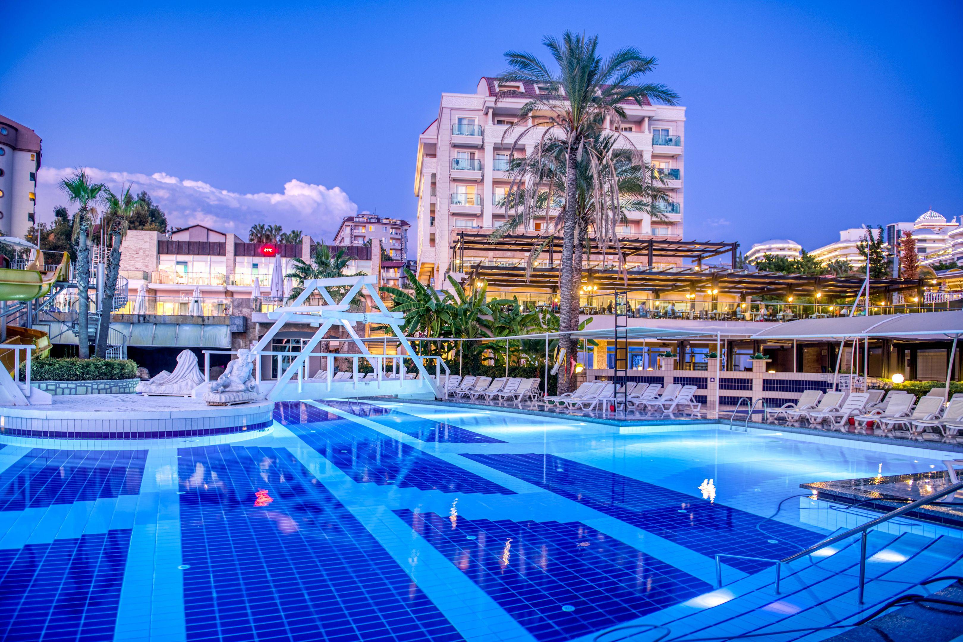 Sealife Buket & 5* Okurcalar