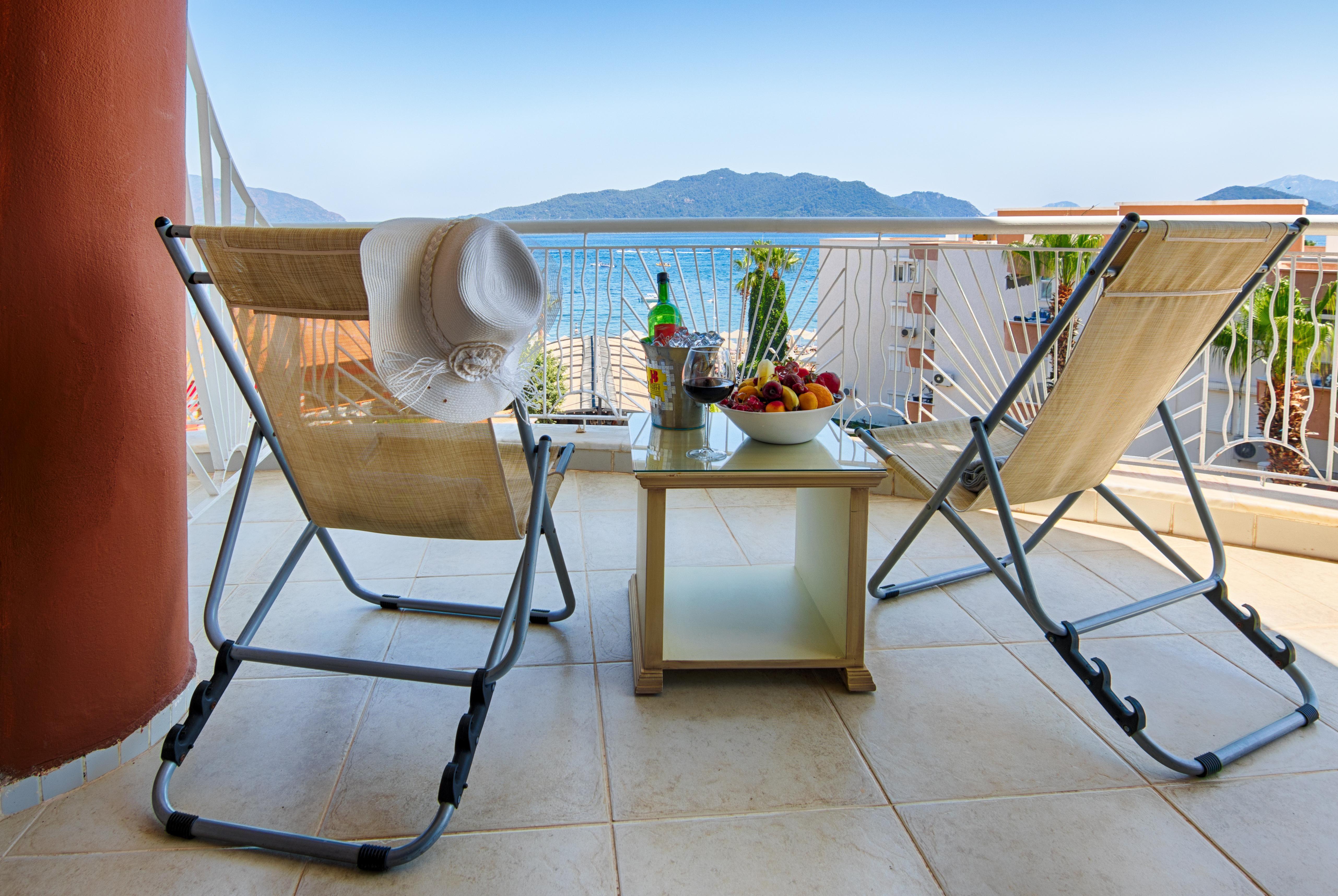Romance Beach Hotel 3*