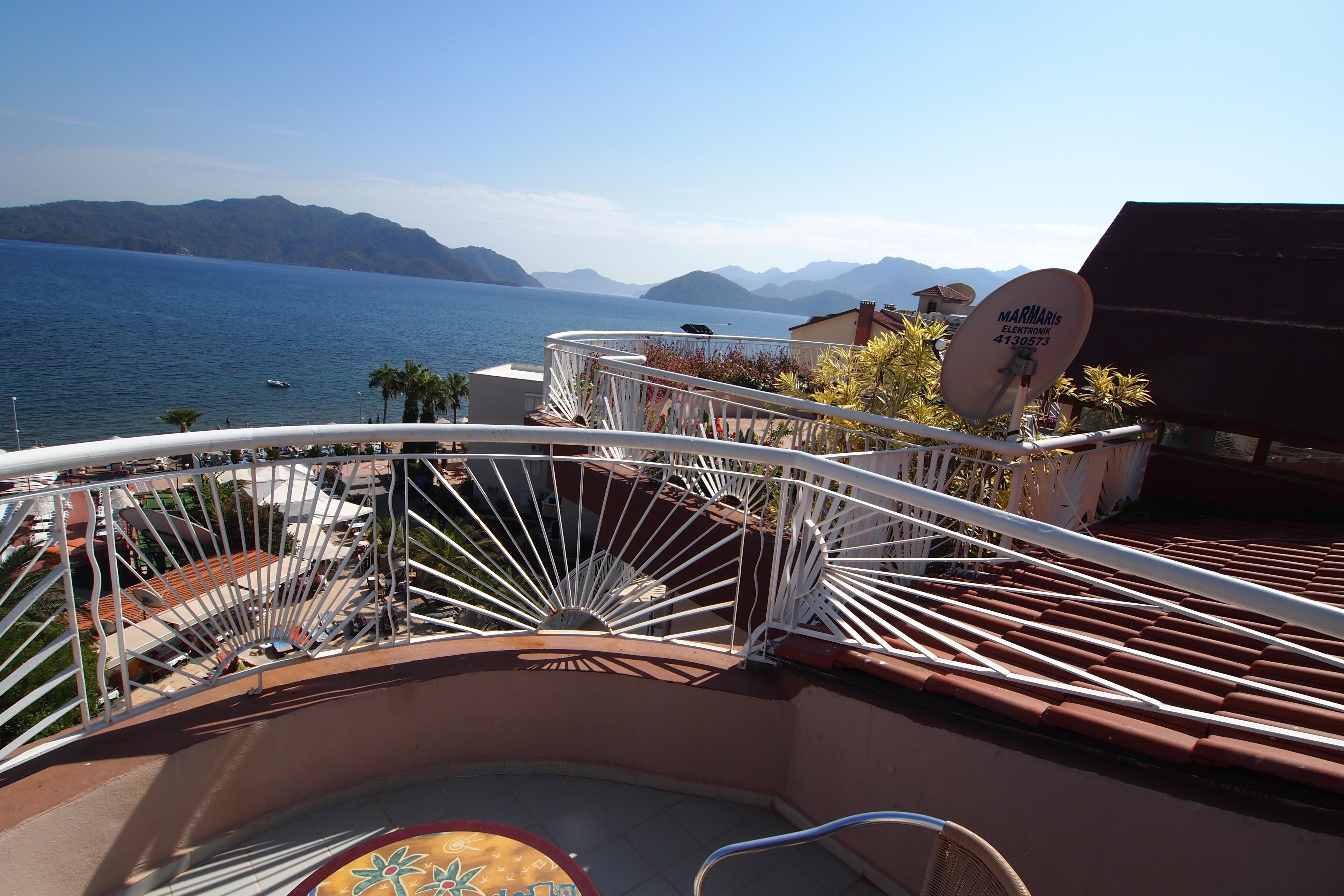 Hotel Romance Beach 3*