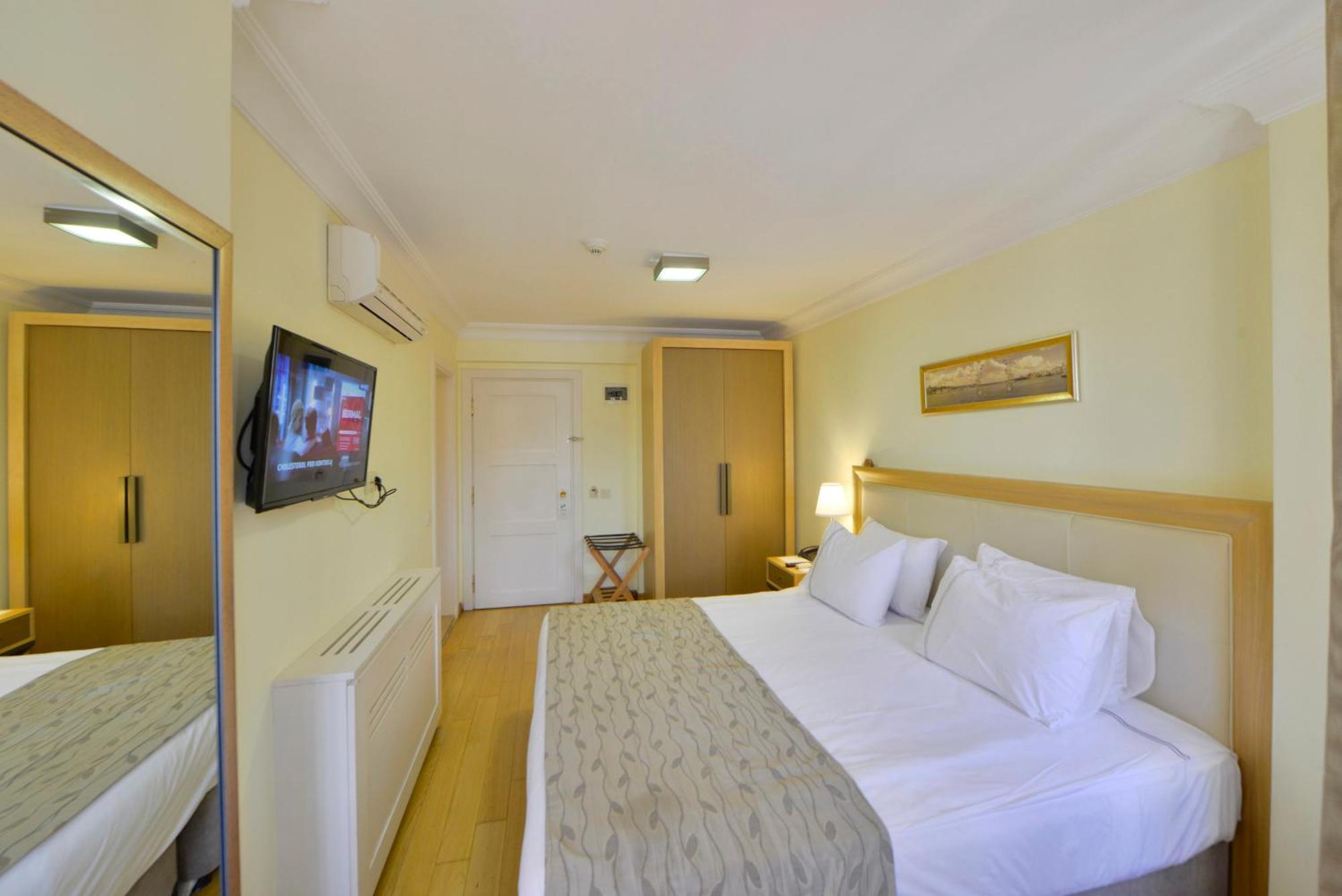 Hotel Agora Life - Special Class 4*