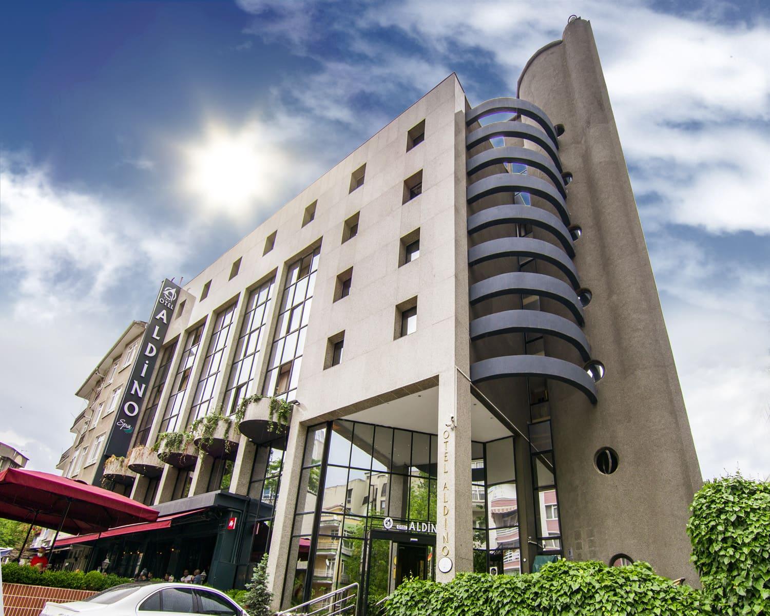 Aldino & Hotel 4*