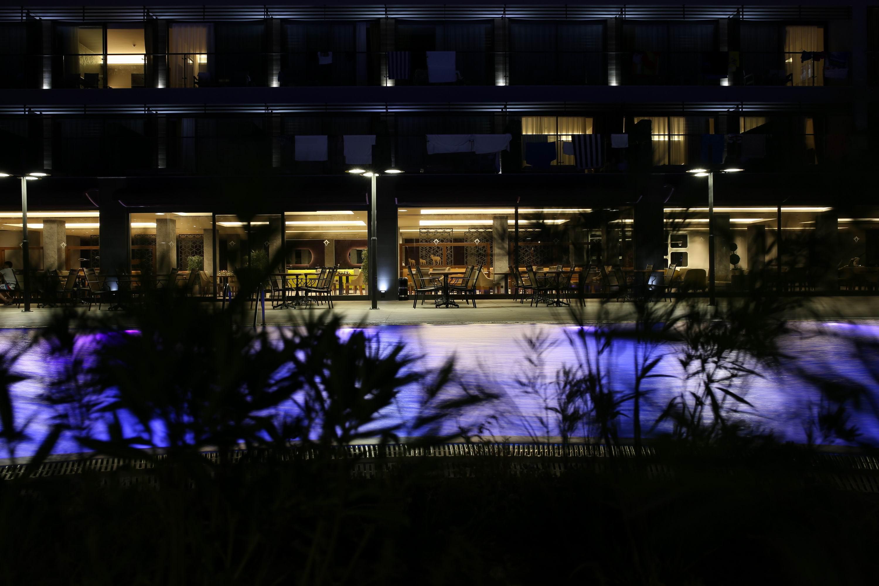 Hotel Mirage World Icmeler
